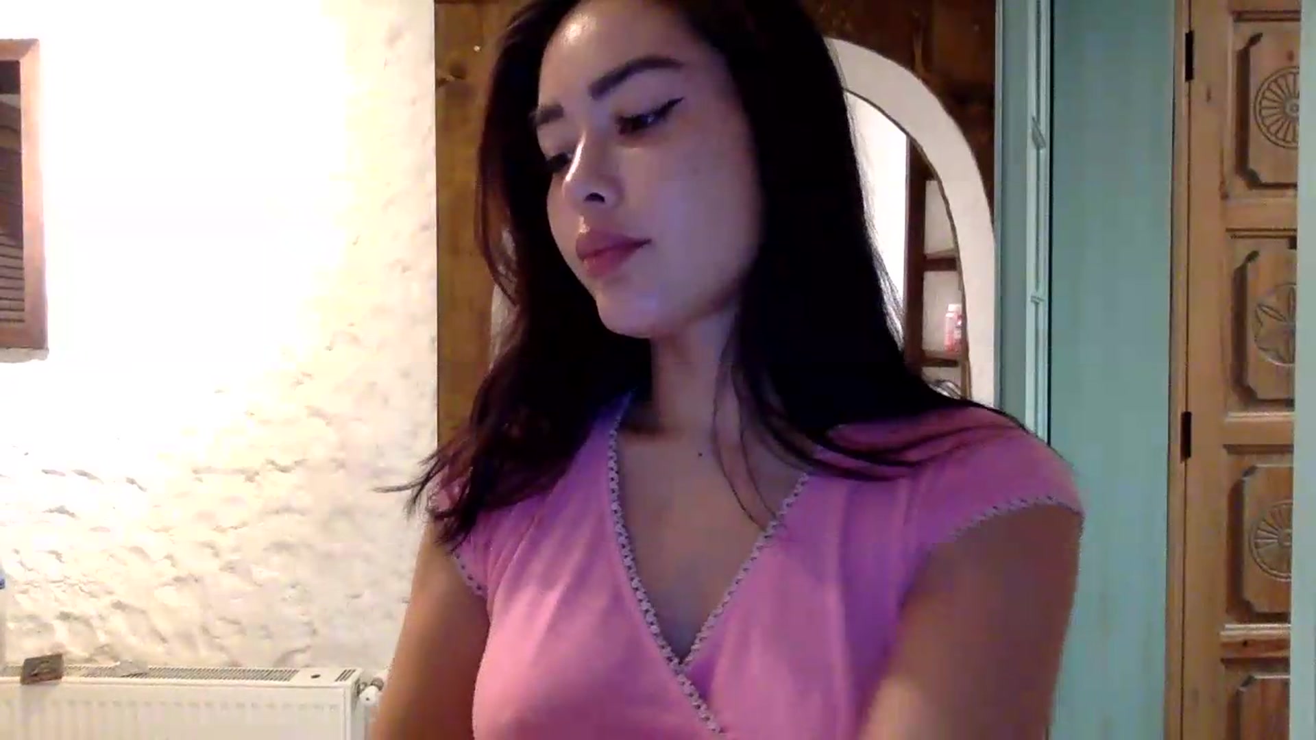 Gallery image thumbnail from Miss_emiko's myfreecams stream on, 07/08/2026, 23:13 image 11 of 20