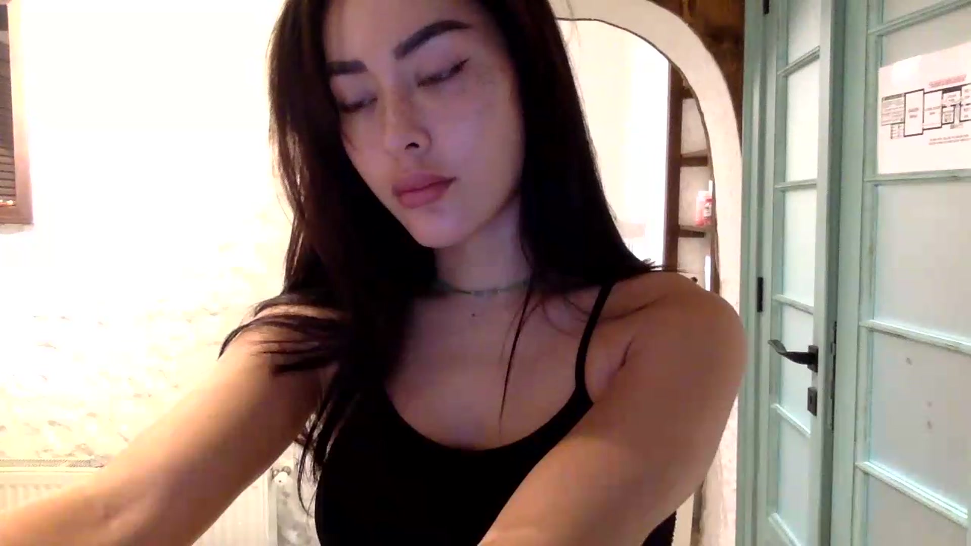 Gallery image thumbnail from Miss_emiko's myfreecams stream on, 07/11/2026, 22:20 image 14 of 20