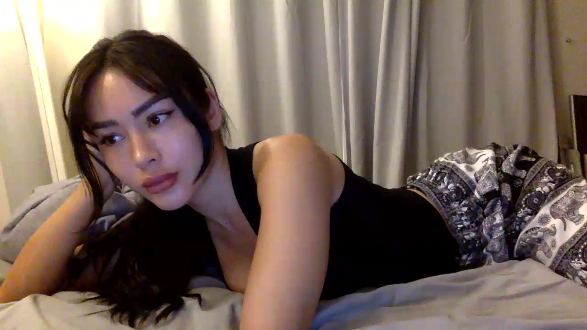 Gallery image thumbnail from Miss_emiko's myfreecams stream on, 07/29/2026, 23:23 image 15 of 20