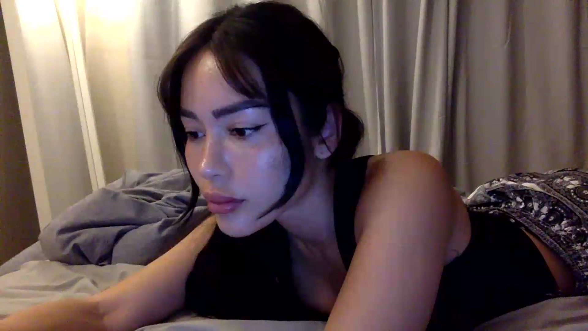 Gallery image thumbnail from Miss_emiko's myfreecams stream on, 07/29/2026, 23:23 image 3 of 20
