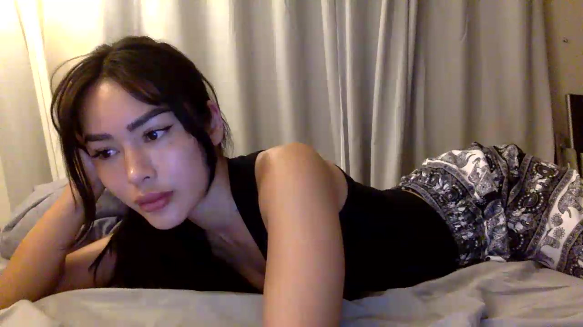 Gallery image thumbnail from Miss_emiko's myfreecams stream on, 07/29/2026, 23:23 image 9 of 20