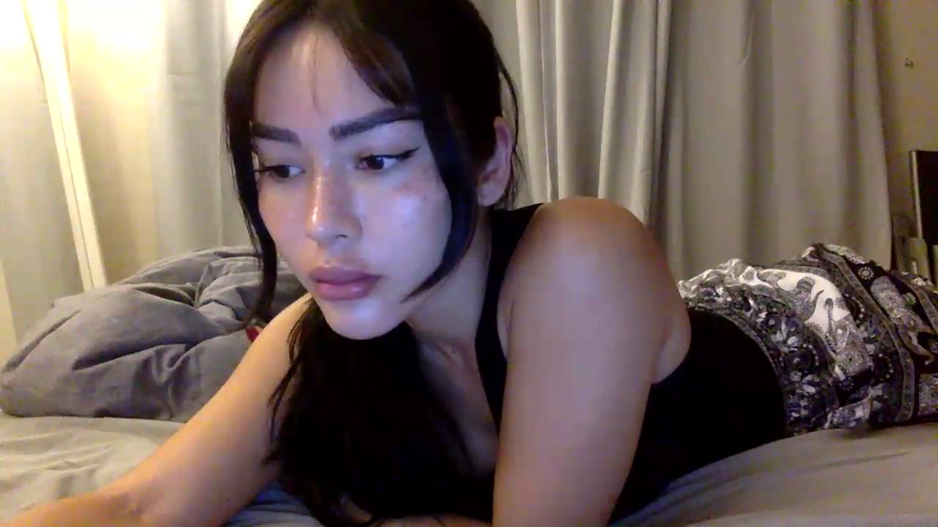 Gallery image thumbnail from Miss_emiko's myfreecams stream on, 07/29/2026, 23:23 image 12 of 20