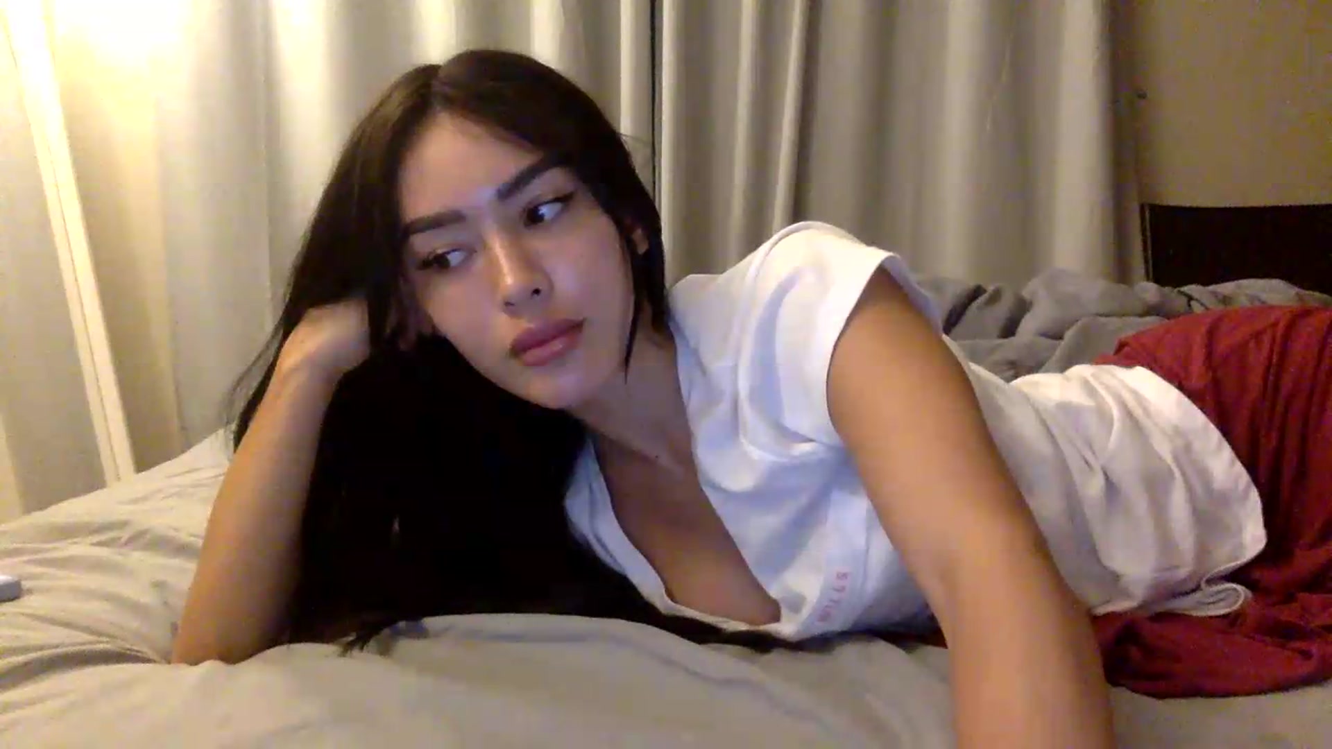 Gallery image thumbnail from Miss_emiko's myfreecams stream on, 08/04/2026, 21:26 image 9 of 20