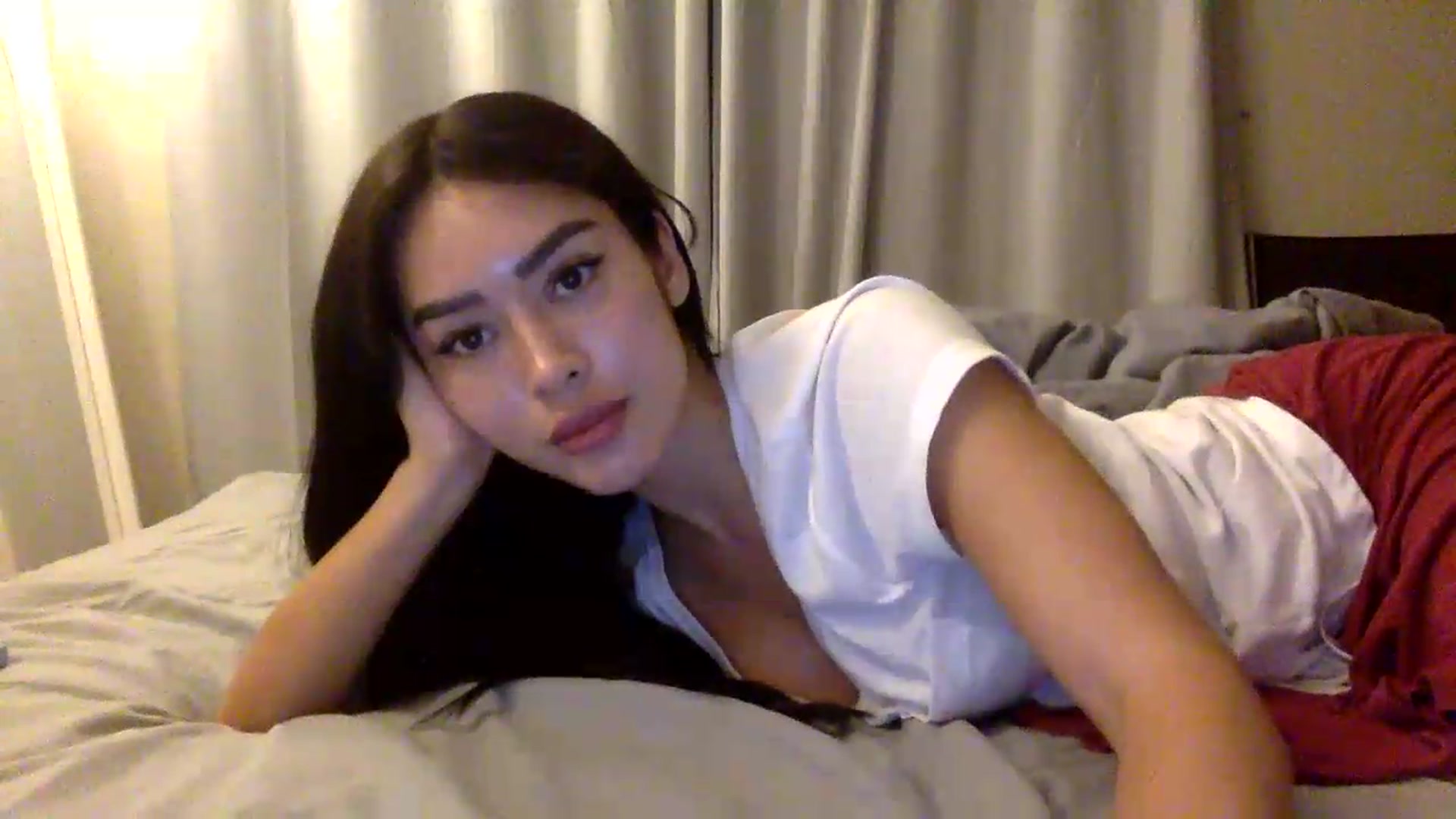 Gallery image thumbnail from Miss_emiko's myfreecams stream on, 08/04/2026, 21:26 image 2 of 20