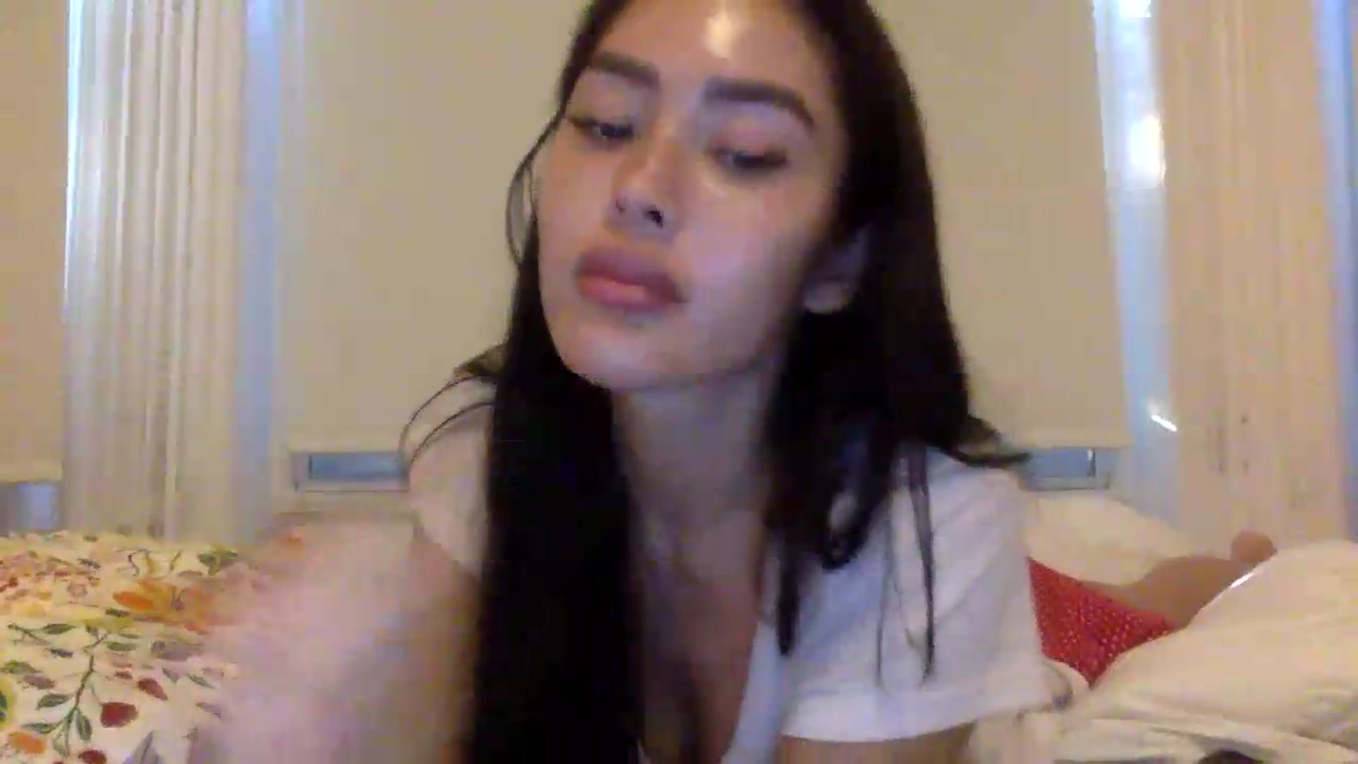 Gallery image thumbnail from Miss_emiko's myfreecams stream on, 08/12/2026, 18:25 image 2 of 20