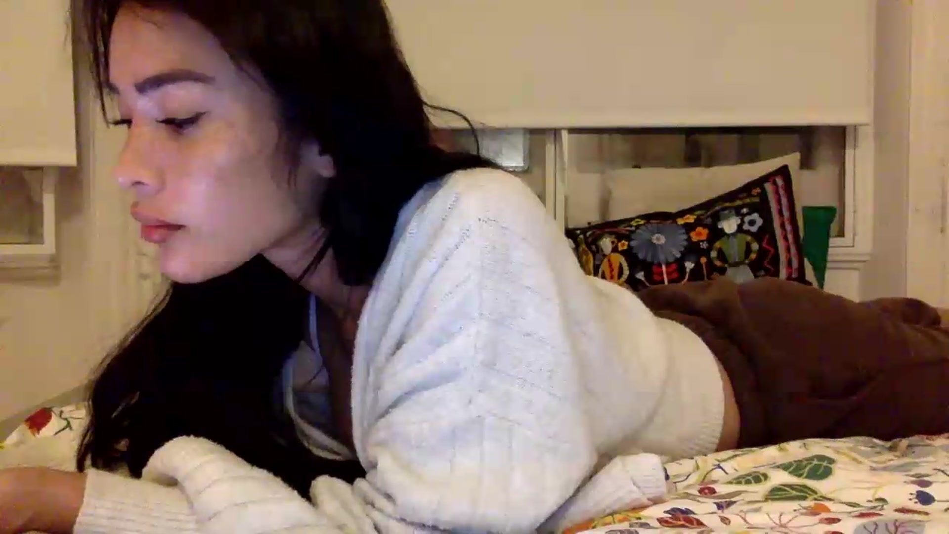Gallery image thumbnail from Miss_emiko's myfreecams stream on, 08/19/2026, 23:39 image 8 of 20
