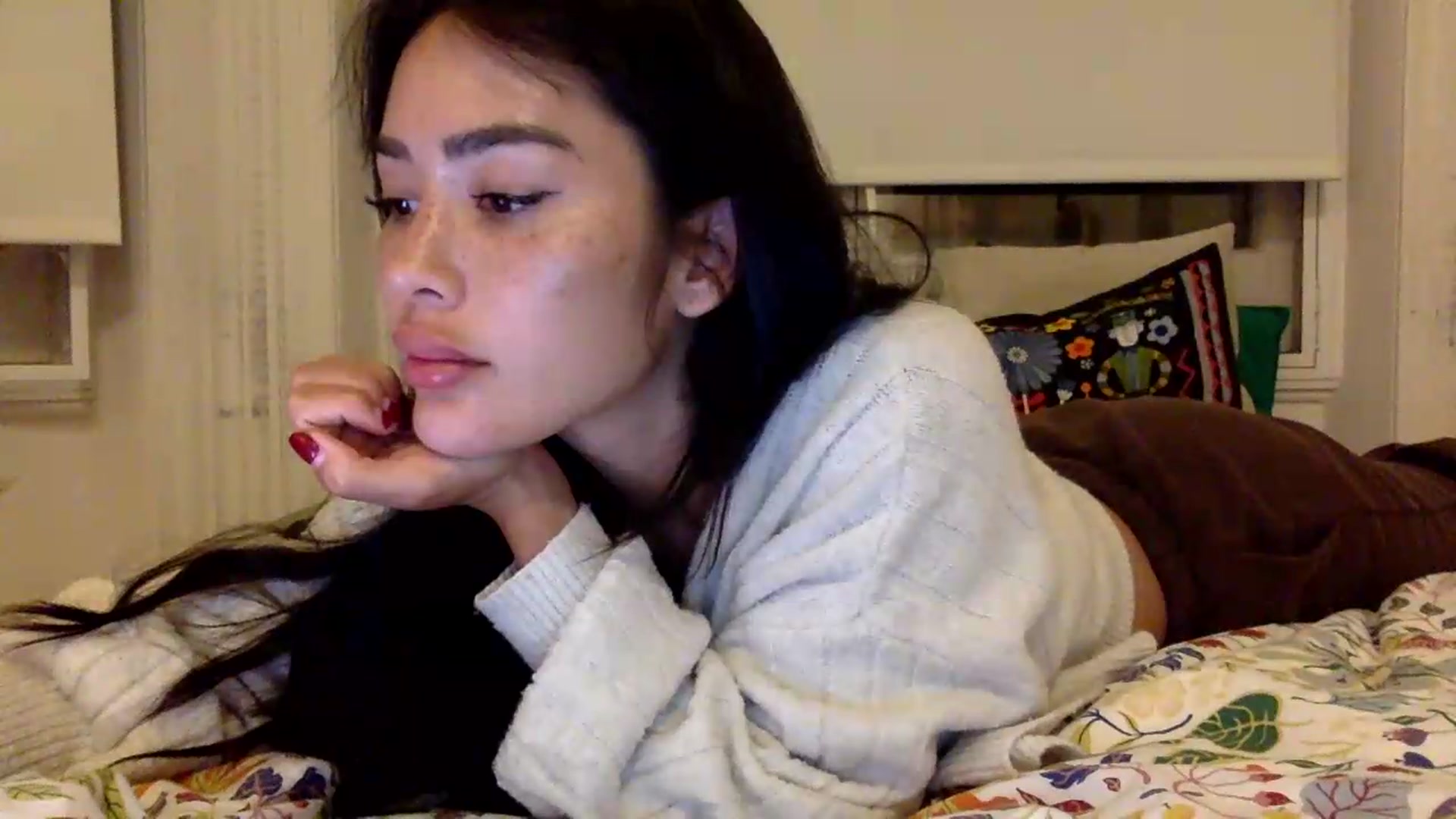 Gallery image thumbnail from Miss_emiko's myfreecams stream on, 08/19/2026, 23:39 image 10 of 20