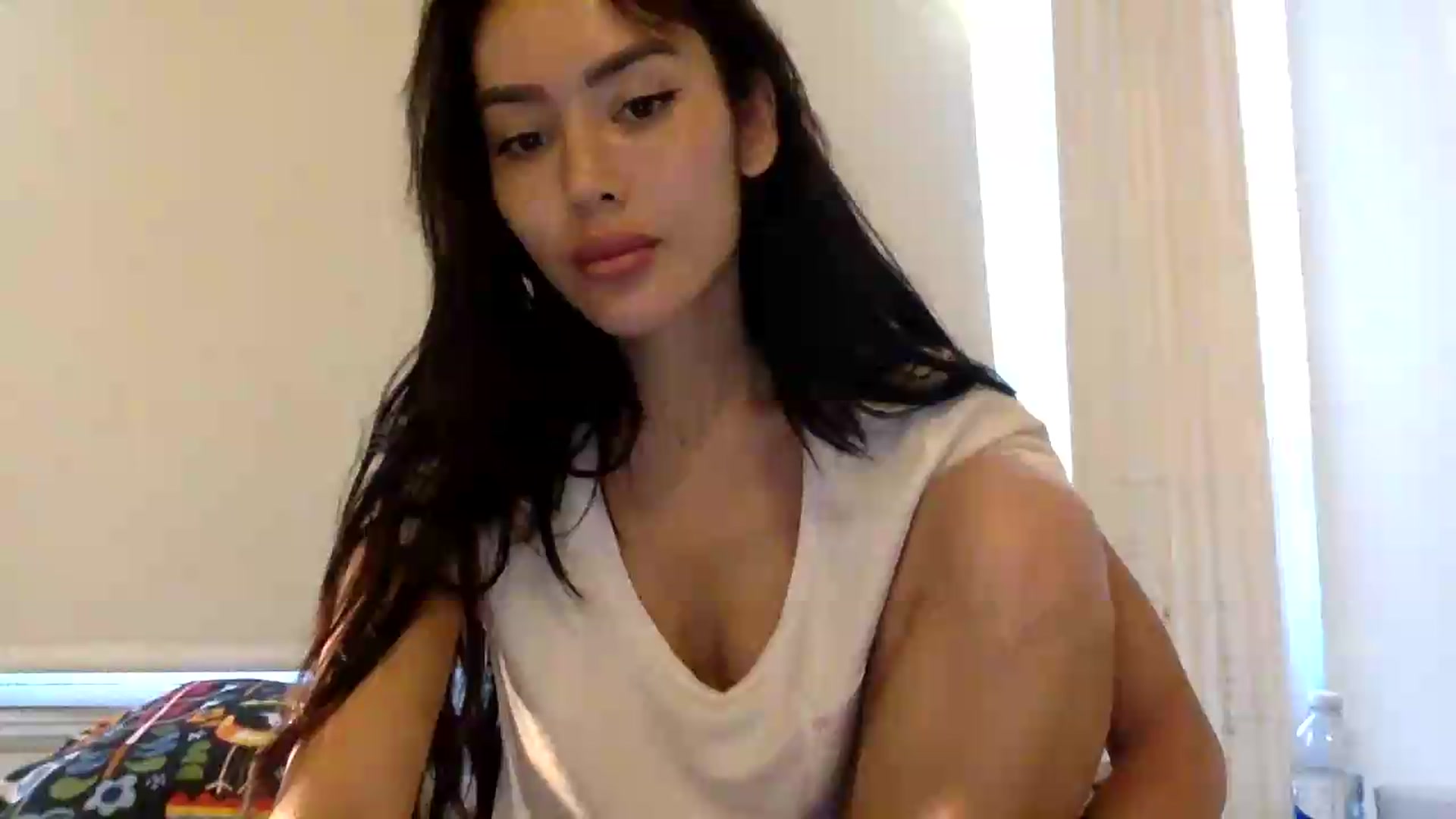 Gallery image thumbnail from Miss_emiko's myfreecams stream on, 08/22/2026, 18:17 image 19 of 20