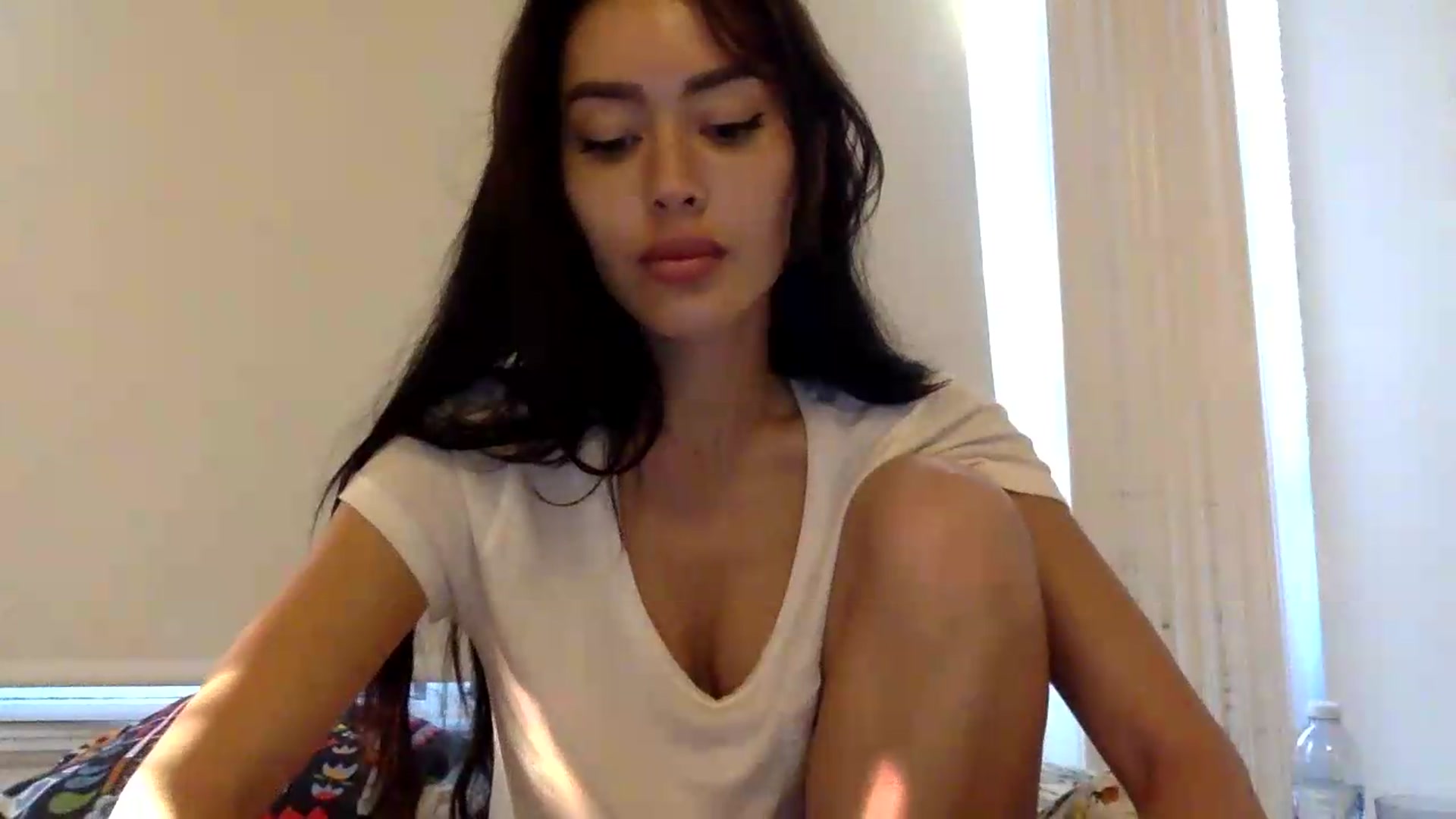 Gallery image thumbnail from Miss_emiko's myfreecams stream on, 08/22/2026, 18:17 image 18 of 20