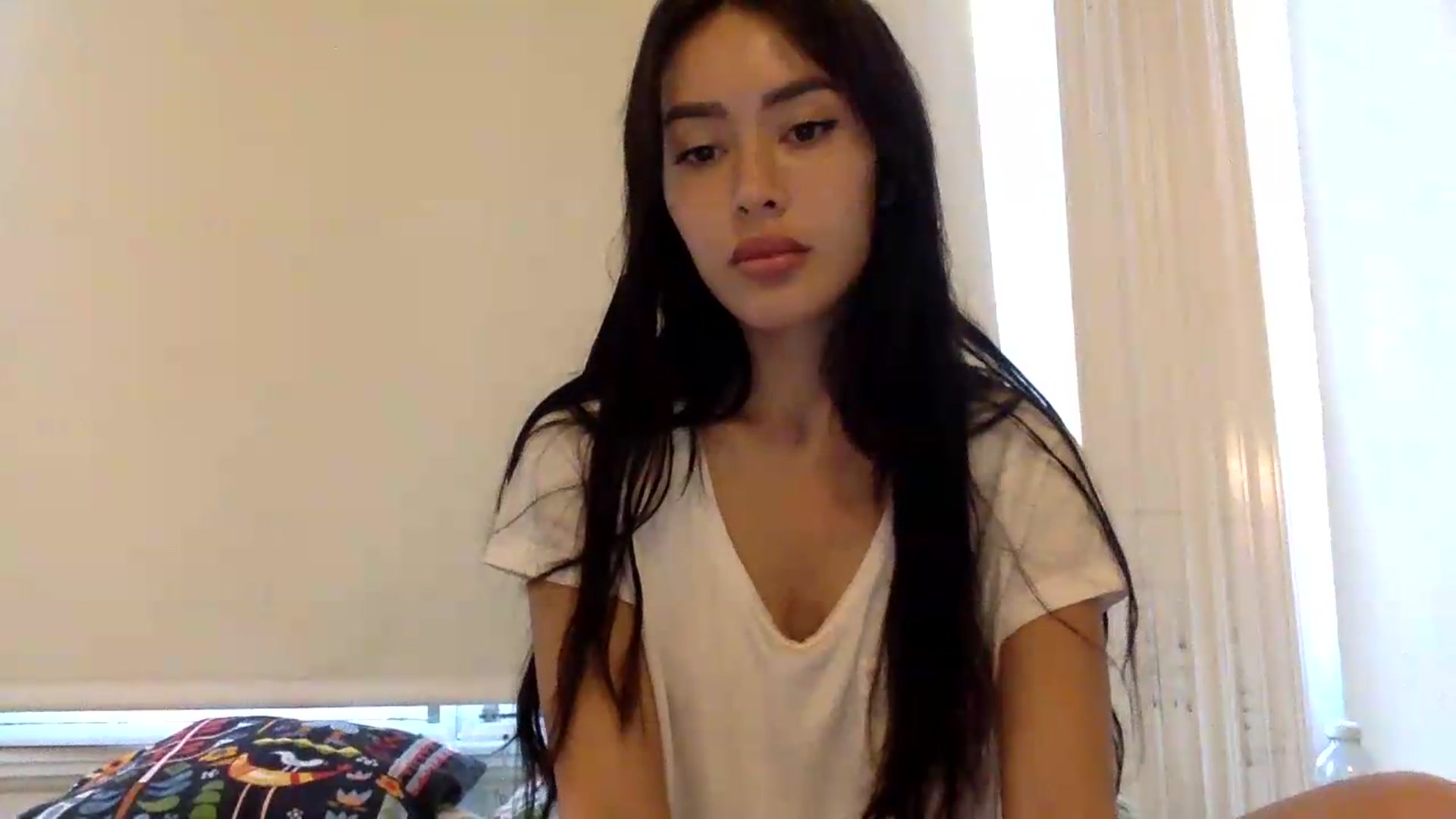 Gallery image thumbnail from Miss_emiko's myfreecams stream on, 08/22/2026, 18:17 image 5 of 20