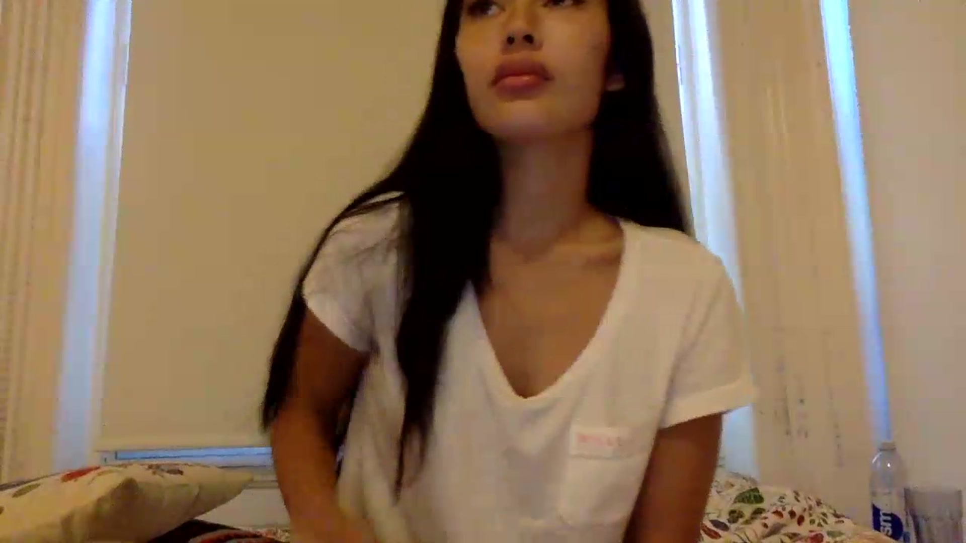 Gallery image thumbnail from Miss_emiko's myfreecams stream on, 08/22/2026, 18:56 image 18 of 20