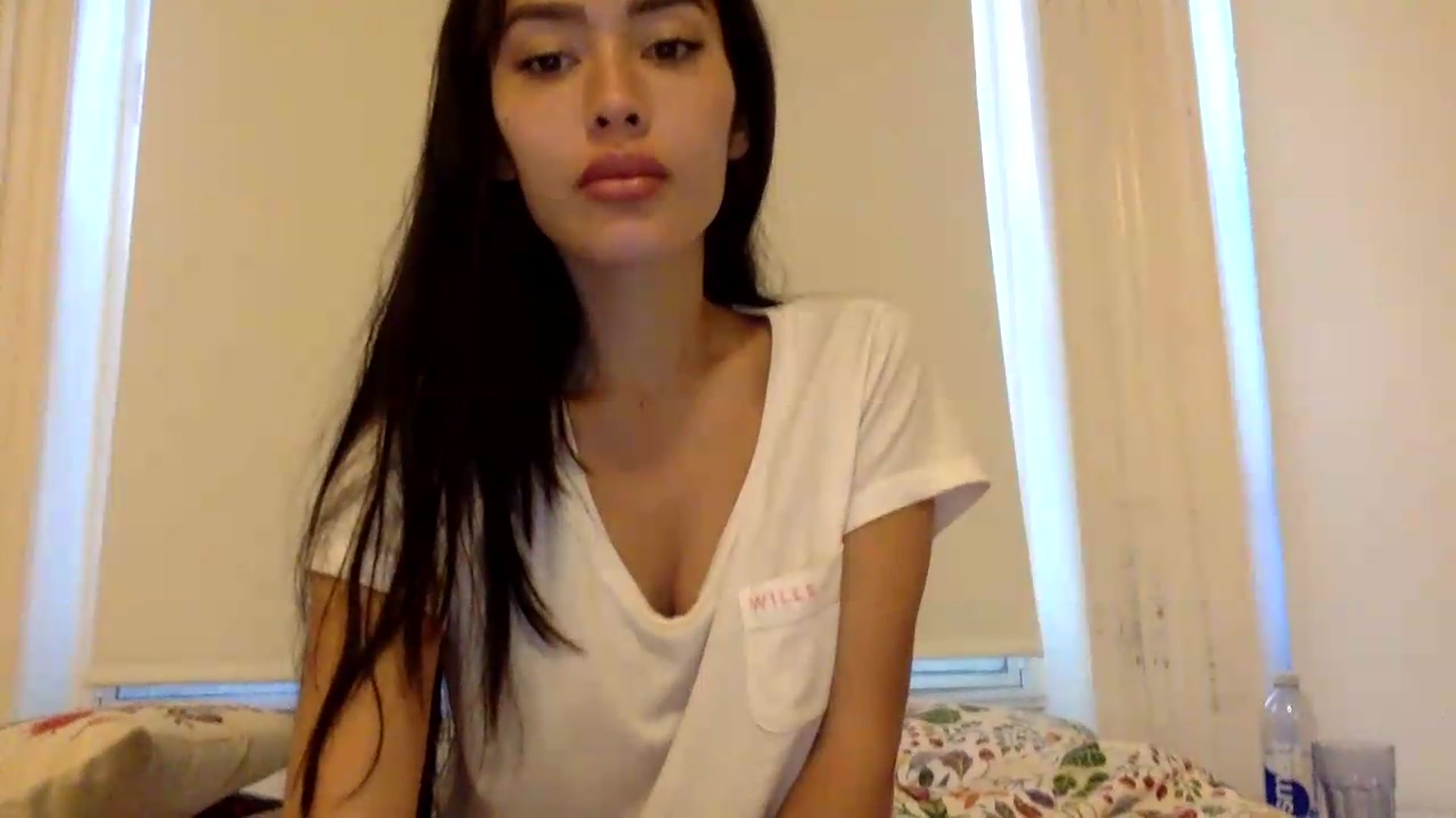 Gallery image thumbnail from Miss_emiko's myfreecams stream on, 08/22/2026, 18:56 image 14 of 20