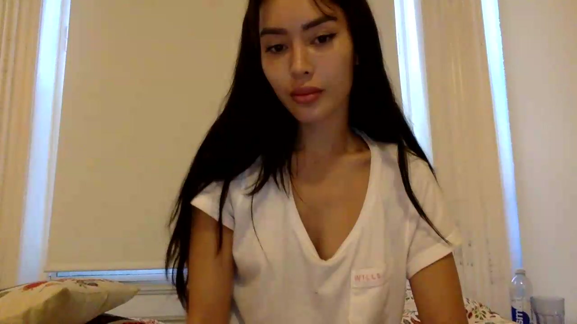Gallery image thumbnail from Miss_emiko's myfreecams stream on, 08/22/2026, 18:56 image 7 of 20