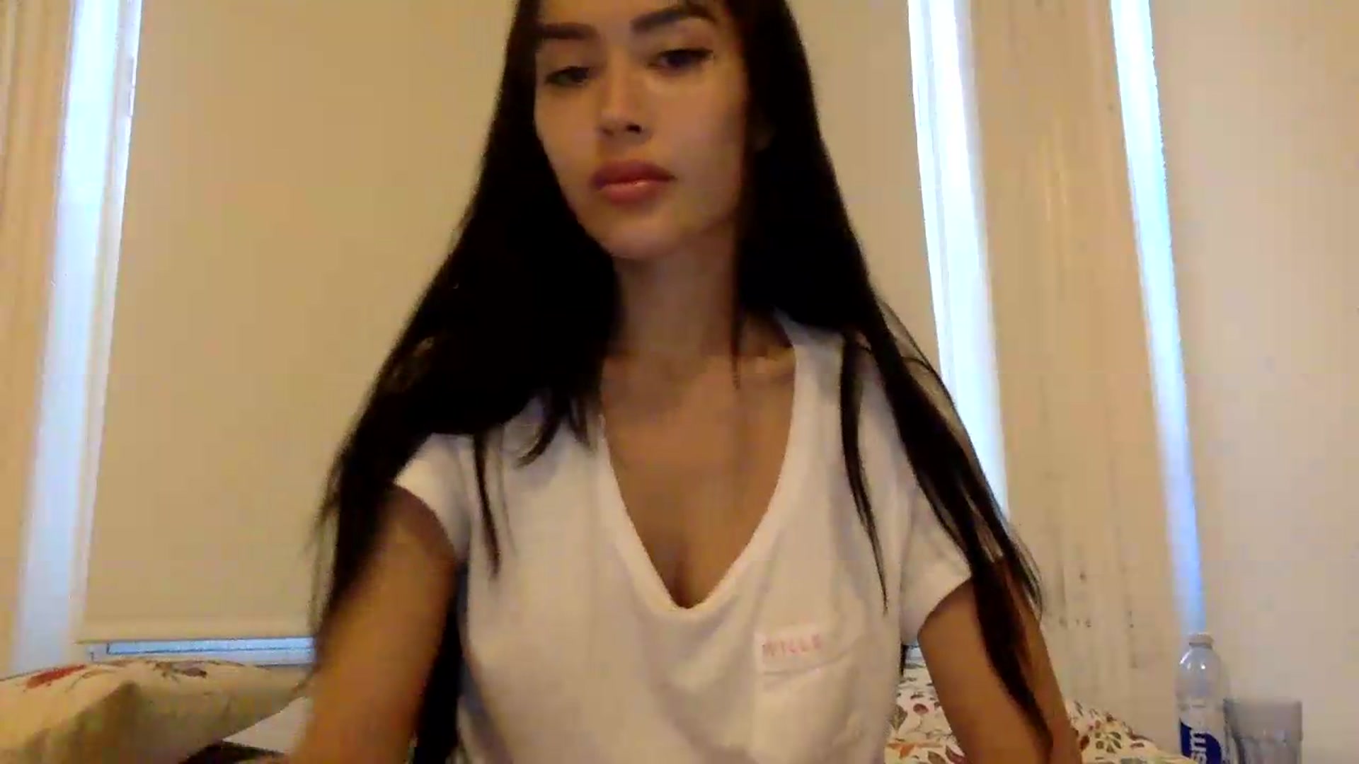 Gallery image thumbnail from Miss_emiko's myfreecams stream on, 08/22/2026, 18:56 image 9 of 20