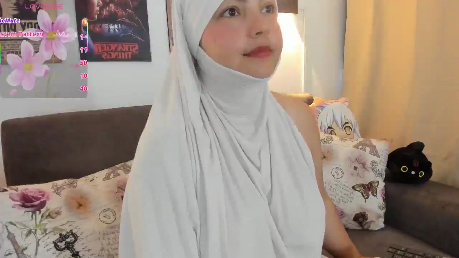 Gallery image thumbnail from Miss_liah's myfreecams stream on, 09/29/2025, 16:39 image 8 of 20