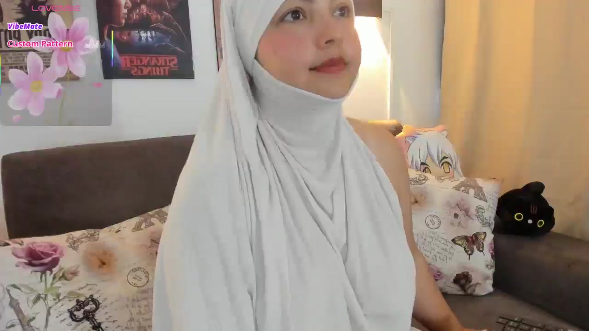 Gallery image thumbnail from Miss_liah's myfreecams stream on, 09/29/2025, 16:39 image 7 of 20