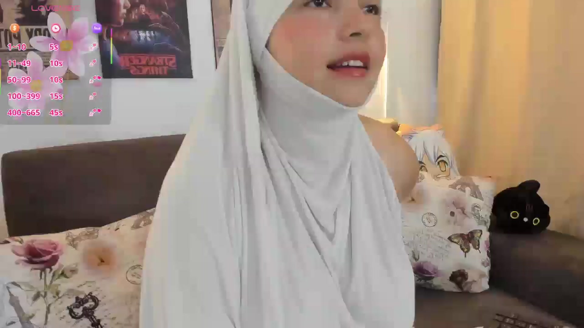 Gallery image thumbnail from Miss_liah's myfreecams stream on, 09/29/2025, 16:39 image 14 of 20