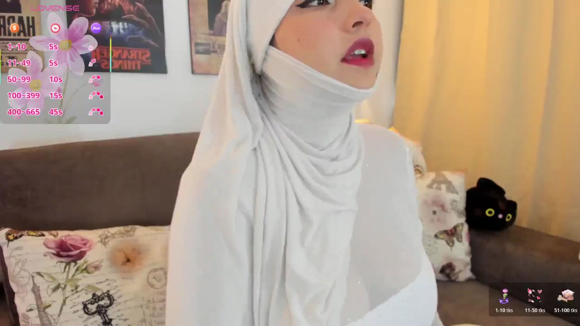Gallery image thumbnail from Miss_liah's myfreecams stream on, 10/26/2025, 15:22 image 7 of 20