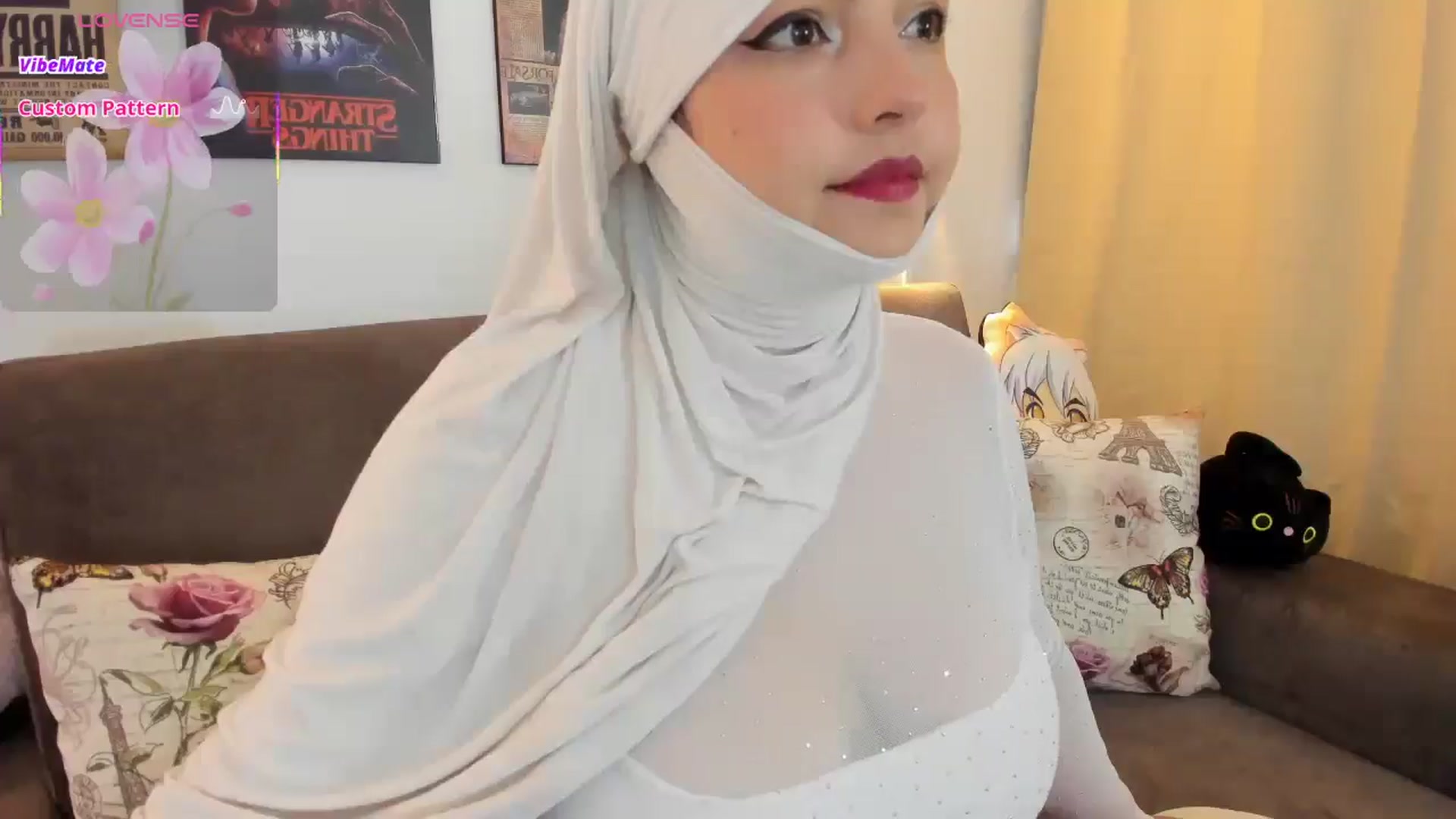 Gallery image thumbnail from Miss_liah's myfreecams stream on, 10/26/2025, 15:22 image 10 of 20