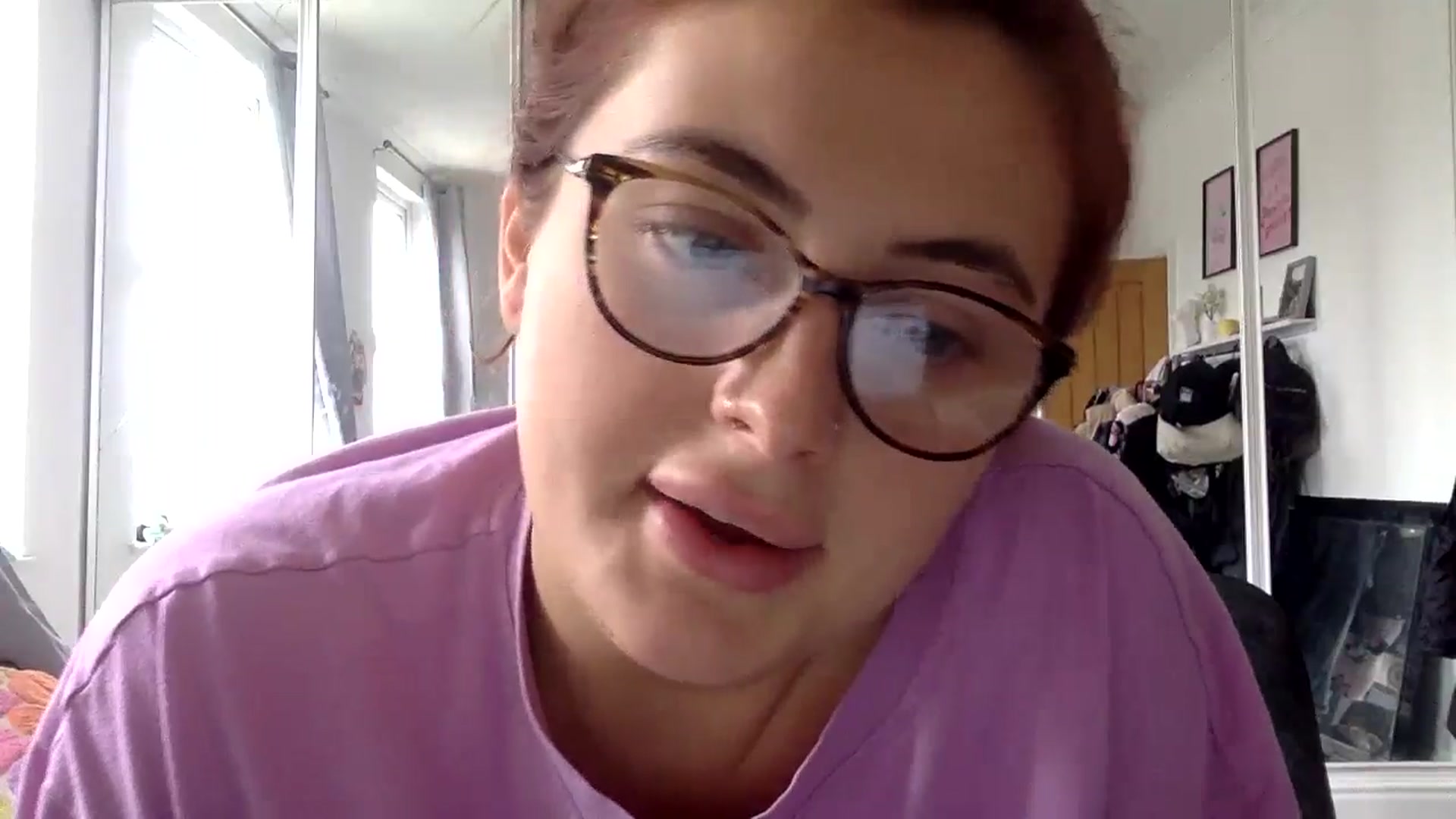 Gallery image thumbnail from Miss_meow's myfreecams stream on, 08/08/2024, 11:41 image 6 of 20