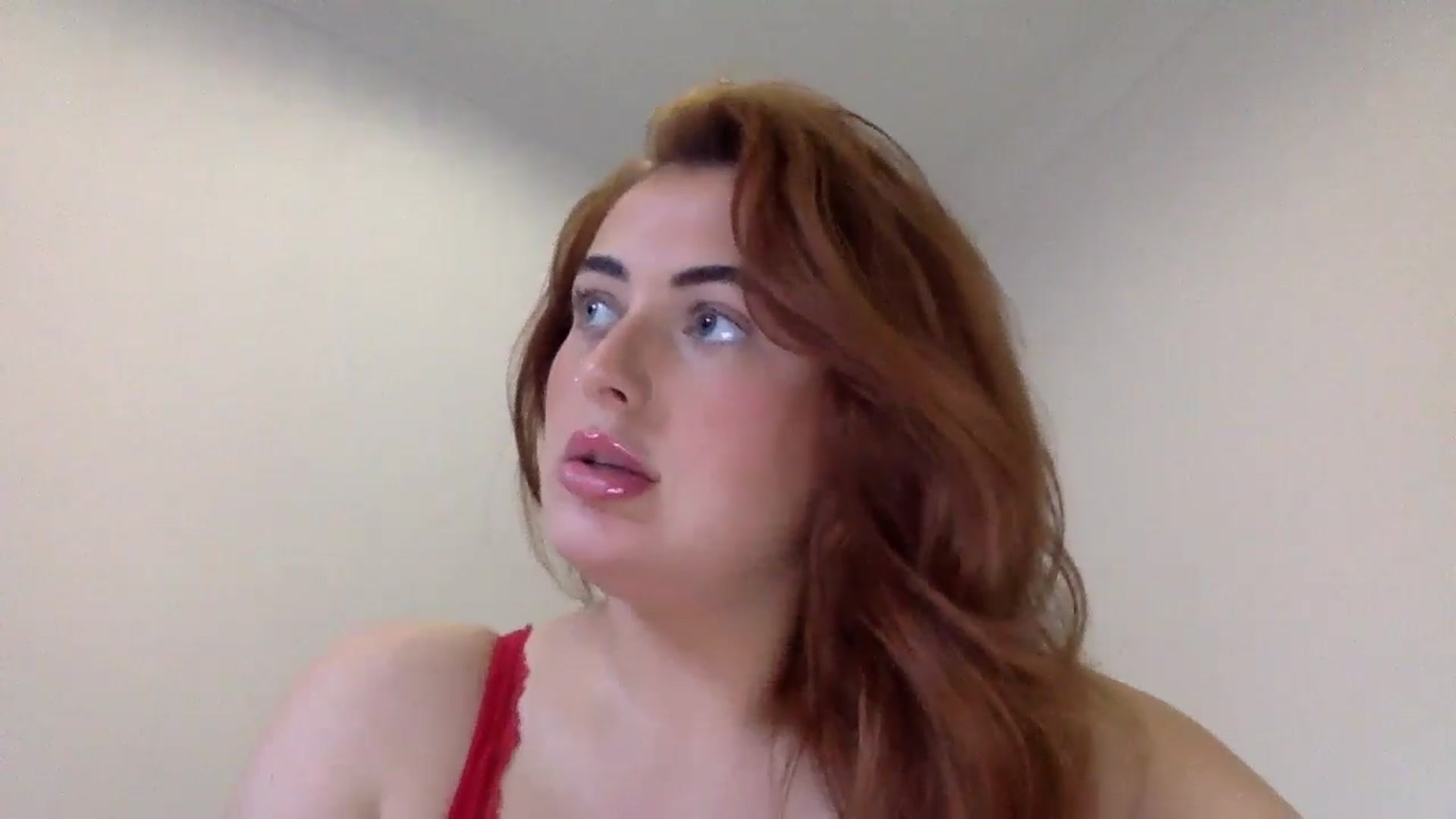 Gallery image thumbnail from Miss_meow's myfreecams stream on, 08/14/2024, 18:43 image 14 of 20
