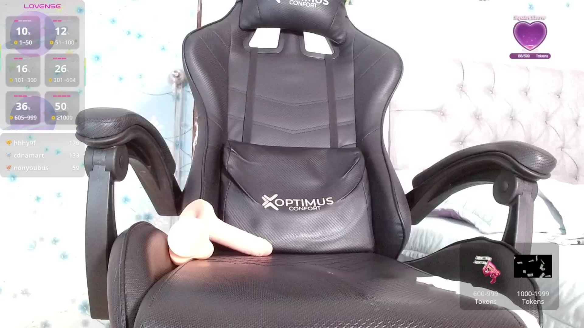 Gallery image thumbnail from Miss_valery2's myfreecams stream on, 06/18/2025, 11:38 image 16 of 20