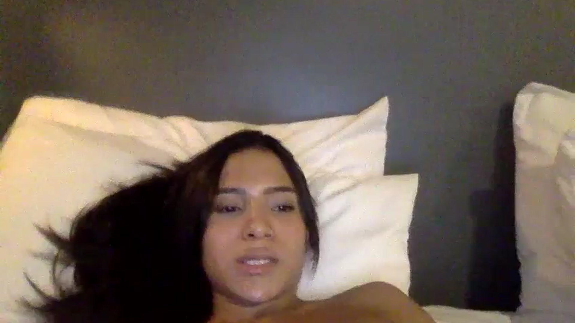 Gallery image thumbnail from Missabyy's myfreecams stream on, 12/17/2023, 23:04 image 5 of 20