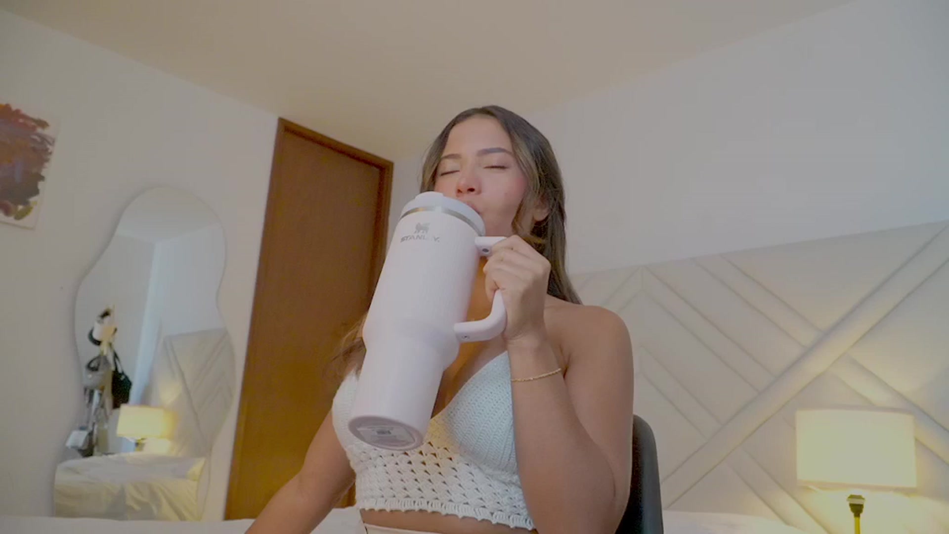 Gallery image thumbnail from Missabyy's myfreecams stream on, 08/31/2024, 16:53 image 2 of 20