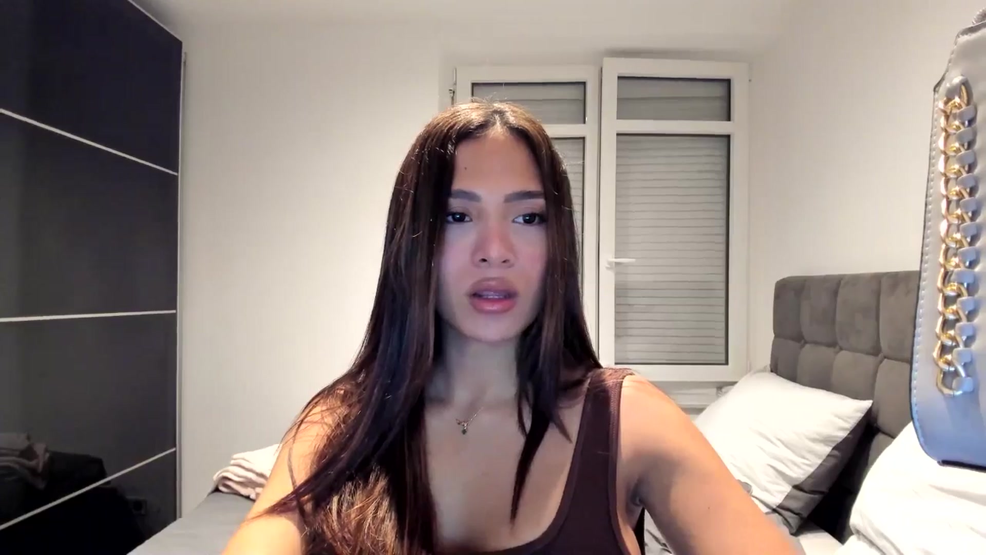 Gallery image thumbnail from Missabyy's myfreecams stream on, 11/25/2024, 15:55 image 17 of 20