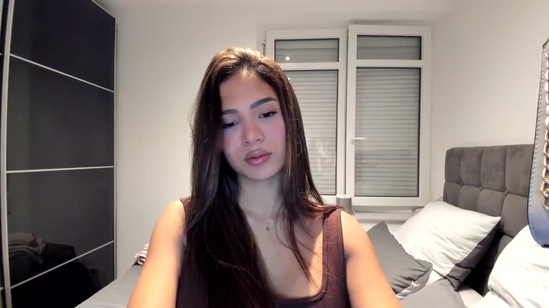 Gallery image thumbnail from Missabyy's myfreecams stream on, 11/25/2024, 16:34 image 5 of 20