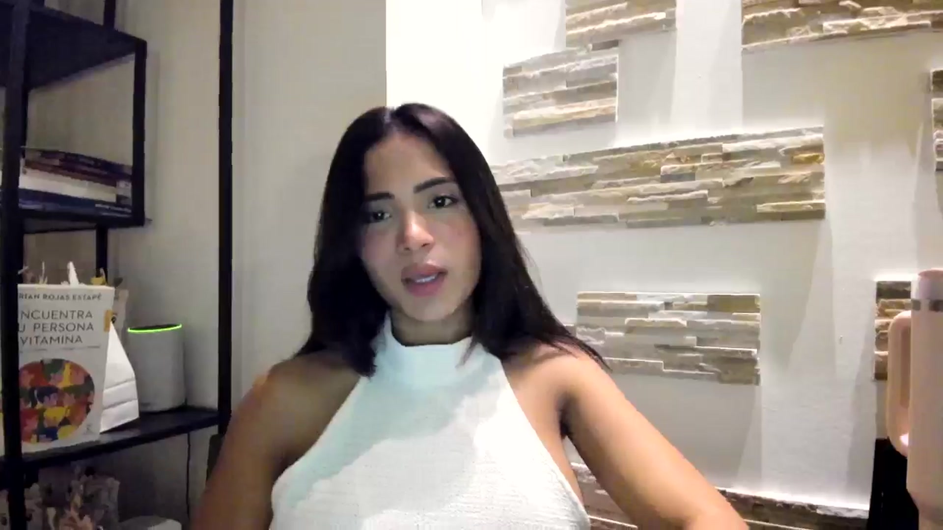 Gallery image thumbnail from Missabyy's myfreecams stream on, 12/04/2024, 17:03 image 18 of 20