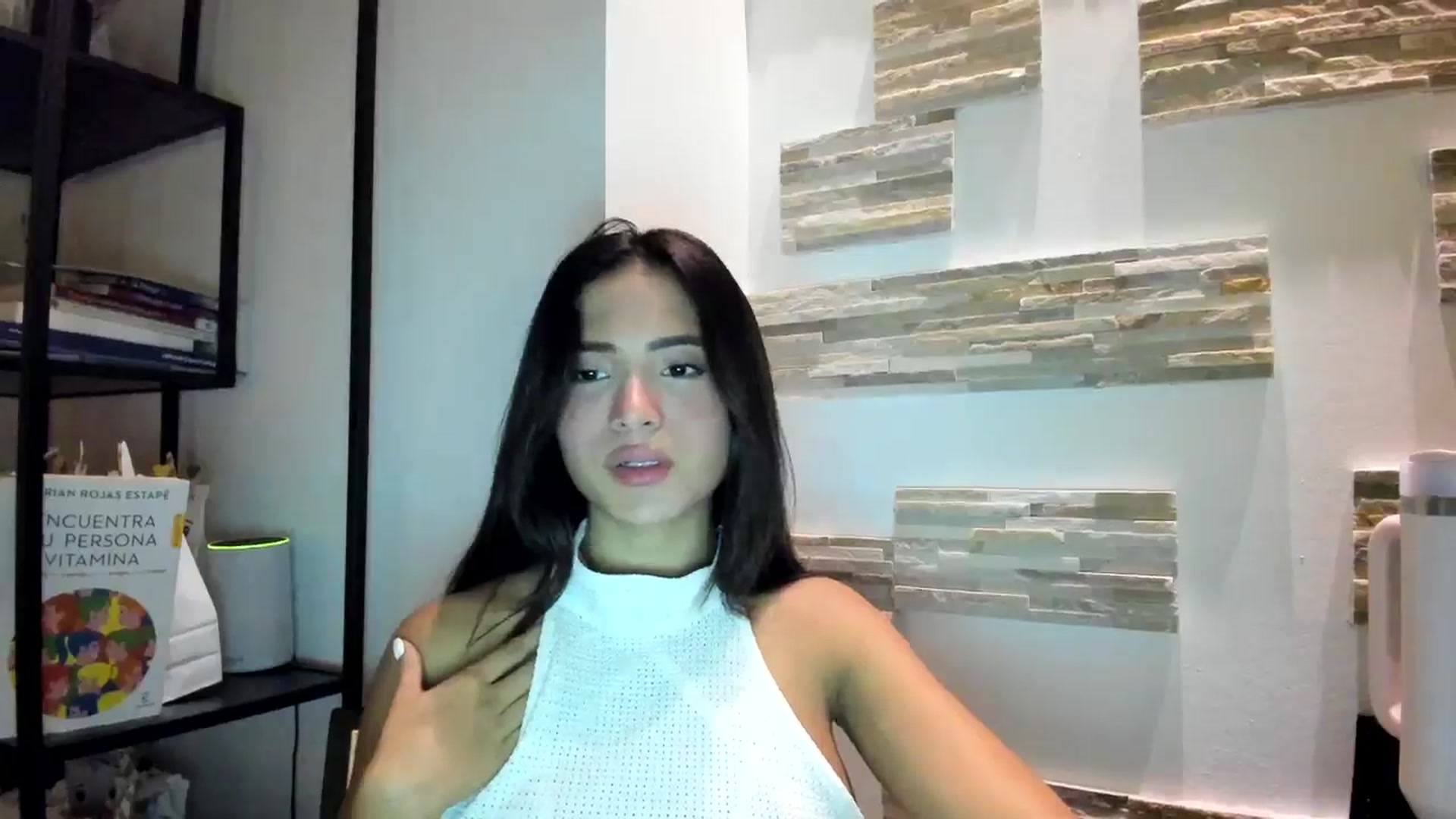 Gallery image thumbnail from Missabyy's myfreecams stream on, 12/04/2024, 17:03 image 15 of 20