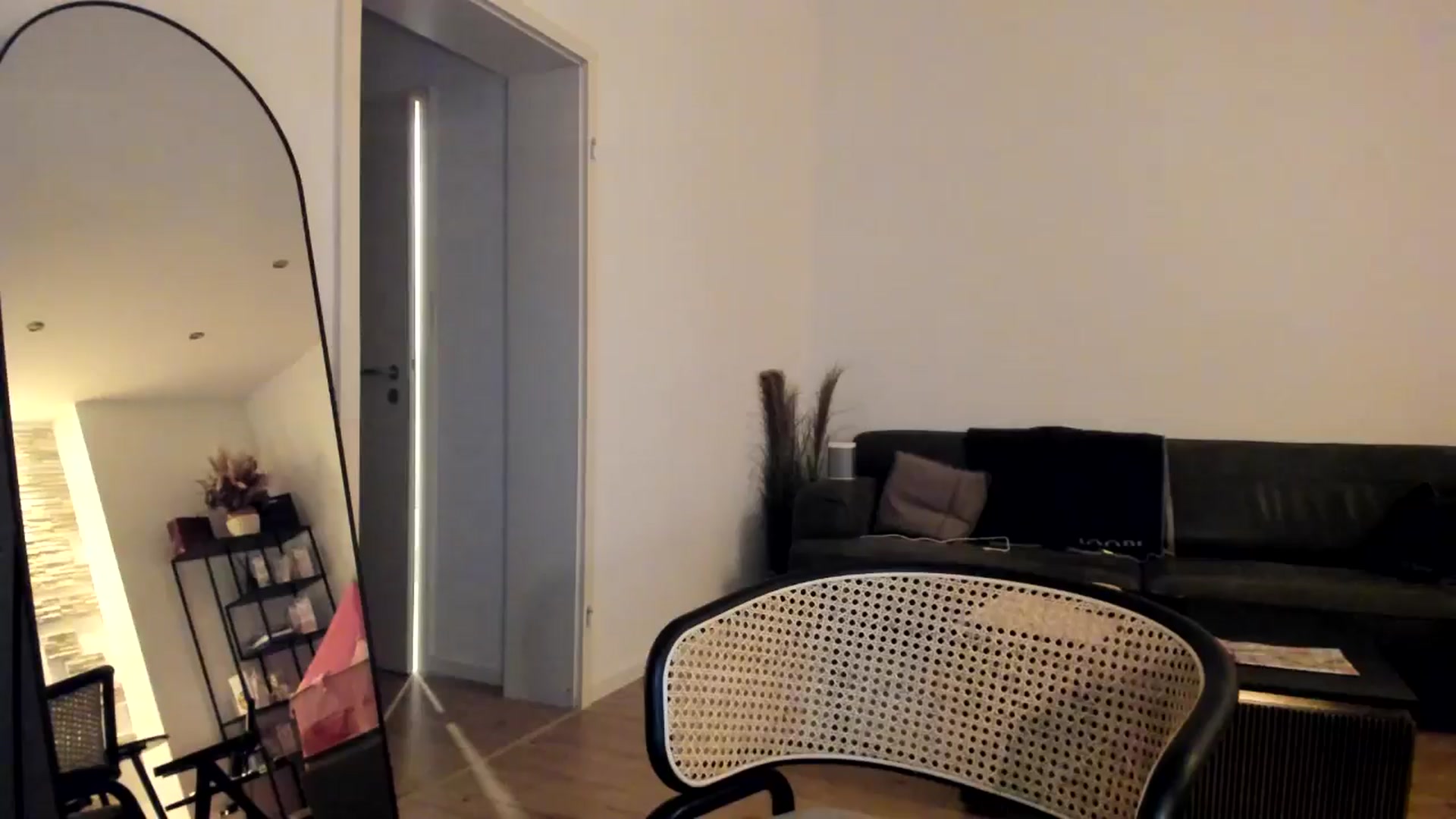 Gallery image thumbnail from Missabyy's myfreecams stream on, 12/05/2024, 16:22 image 6 of 20