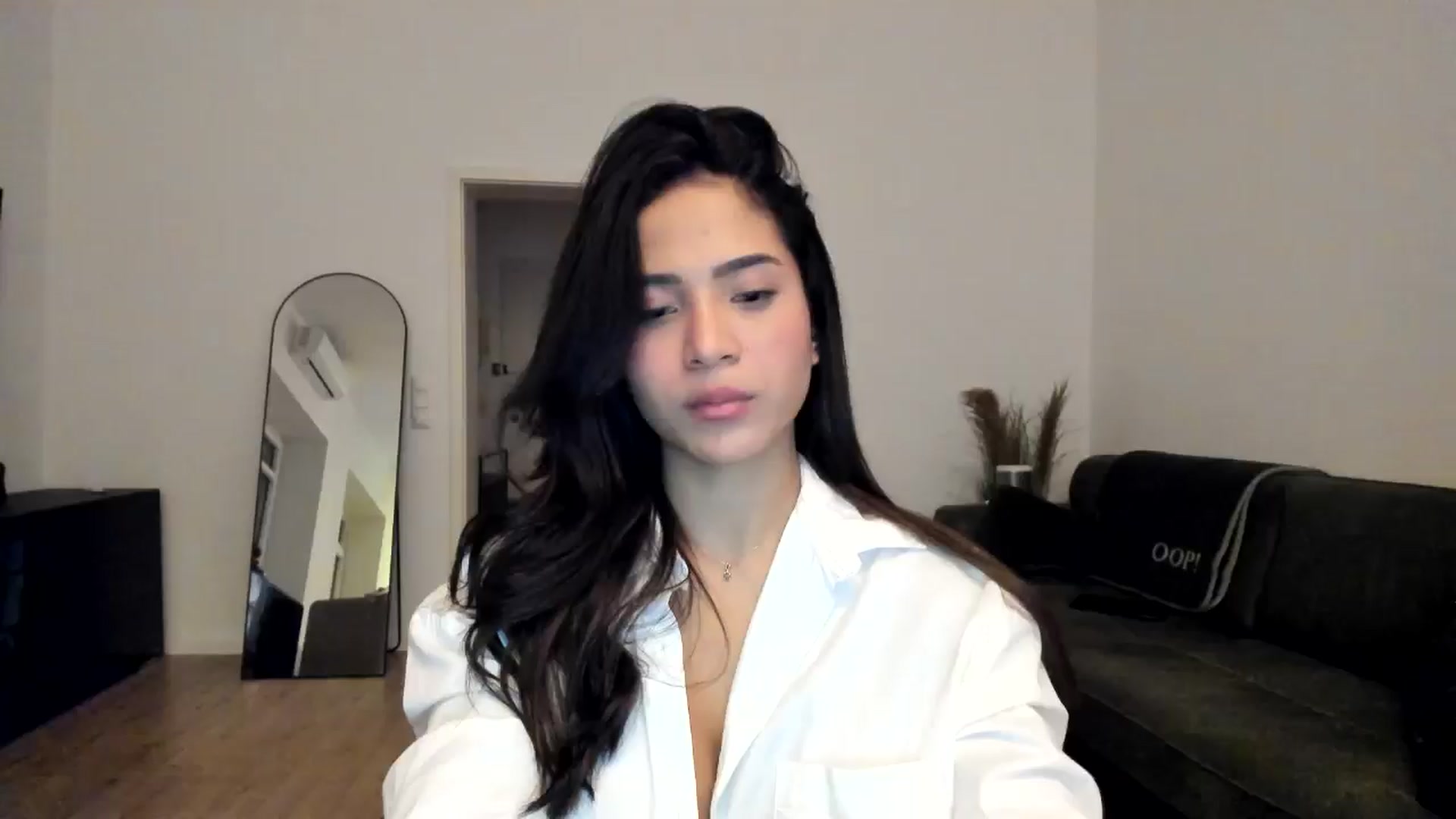 Gallery image thumbnail from Missabyy's myfreecams stream on, 12/07/2024, 21:27 image 9 of 20