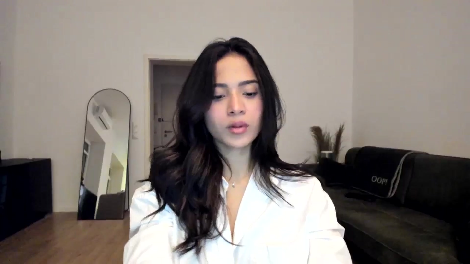 Gallery image thumbnail from Missabyy's myfreecams stream on, 12/07/2024, 21:27 image 14 of 20