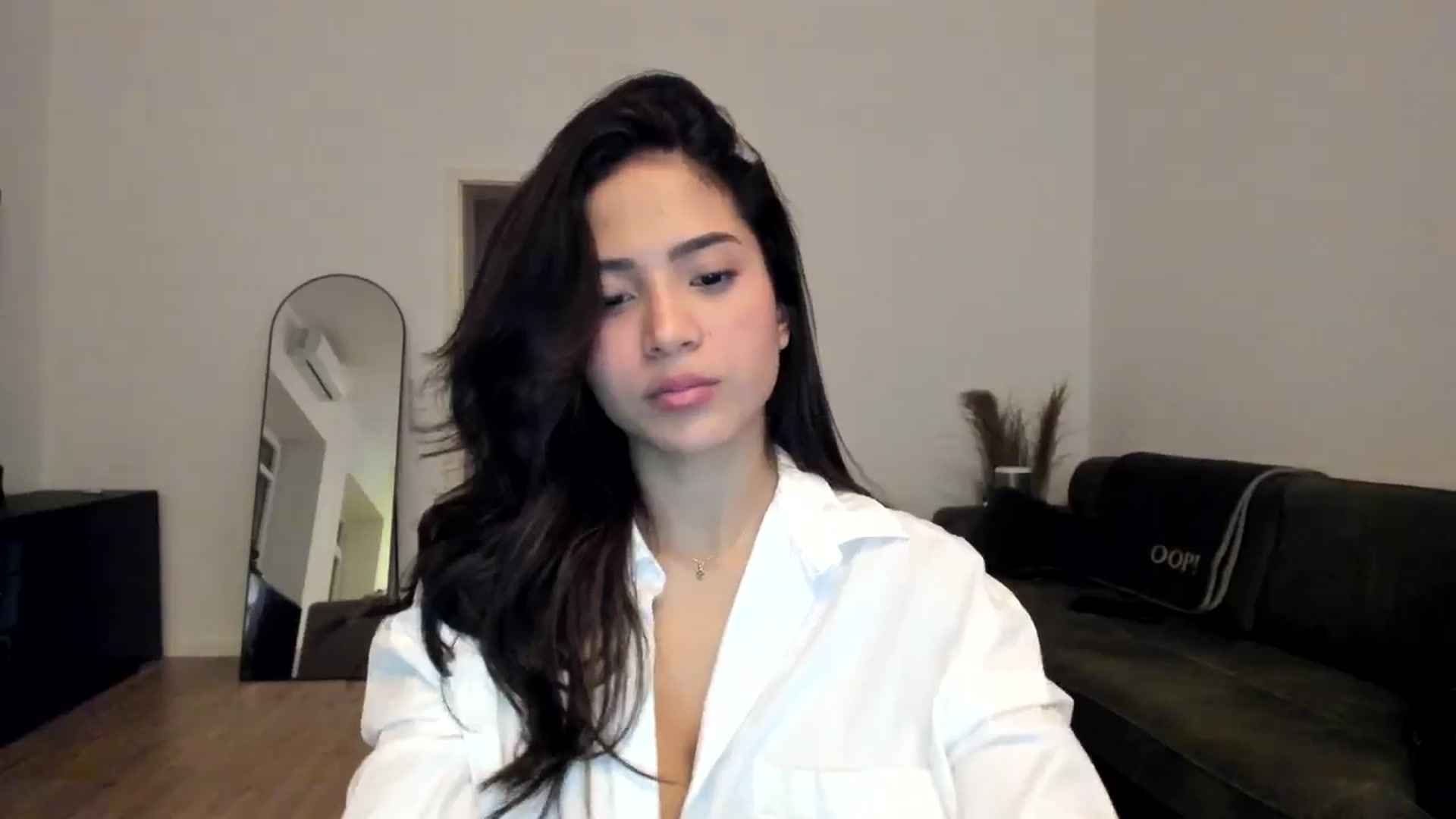 Gallery image thumbnail from Missabyy's myfreecams stream on, 12/07/2024, 21:27 image 15 of 20