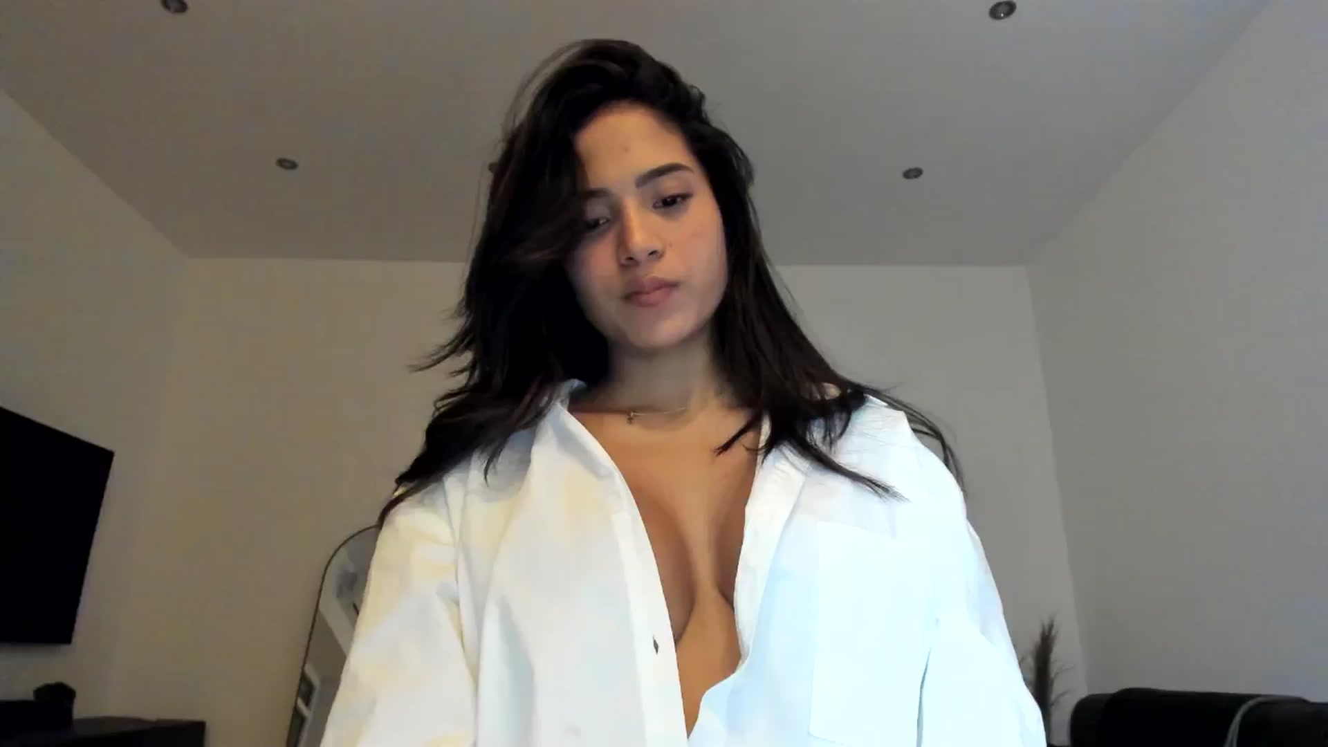Gallery image thumbnail from Missabyy's myfreecams stream on, 12/07/2024, 22:14 image 19 of 20