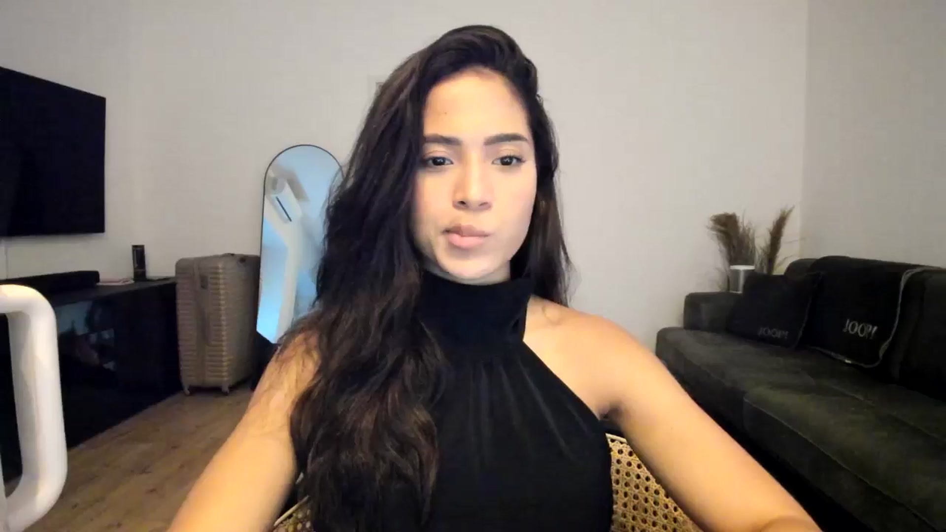 Gallery image thumbnail from Missabyy's myfreecams stream on, 12/10/2024, 14:49 image 9 of 20