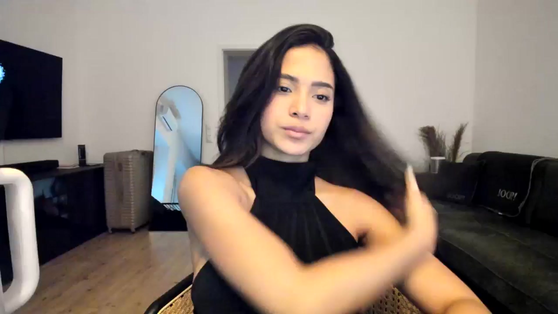 Gallery image thumbnail from Missabyy's myfreecams stream on, 12/10/2024, 14:49 image 5 of 20