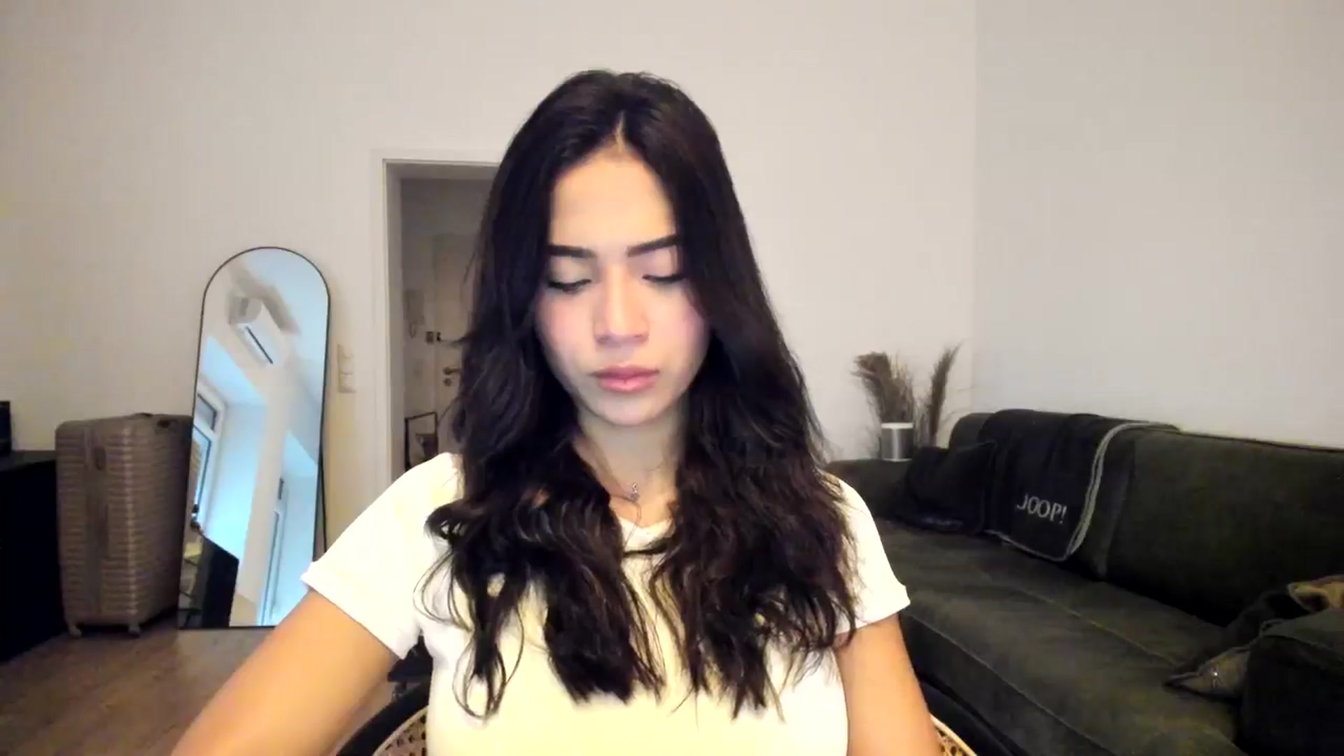 Gallery image thumbnail from Missabyy's myfreecams stream on, 12/11/2024, 14:54 image 12 of 20