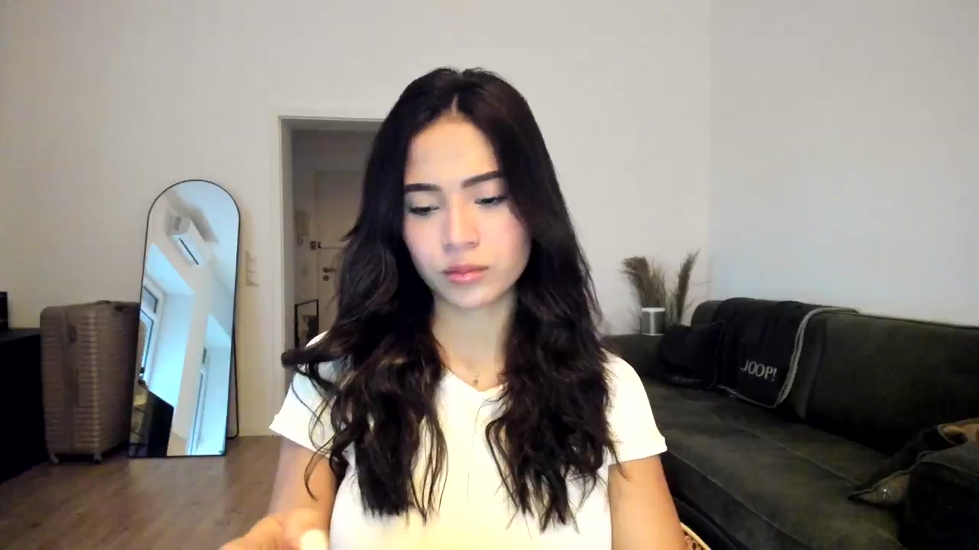 Gallery image thumbnail from Missabyy's myfreecams stream on, 12/11/2024, 14:54 image 4 of 20