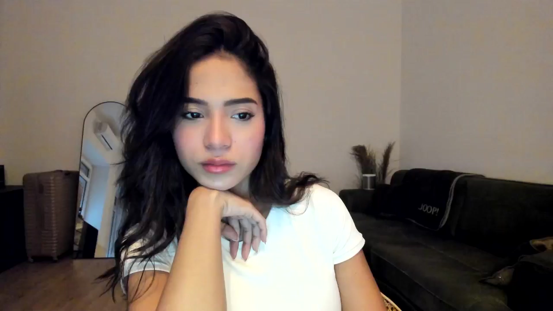 Gallery image thumbnail from Missabyy's myfreecams stream on, 12/11/2024, 14:54 image 20 of 20