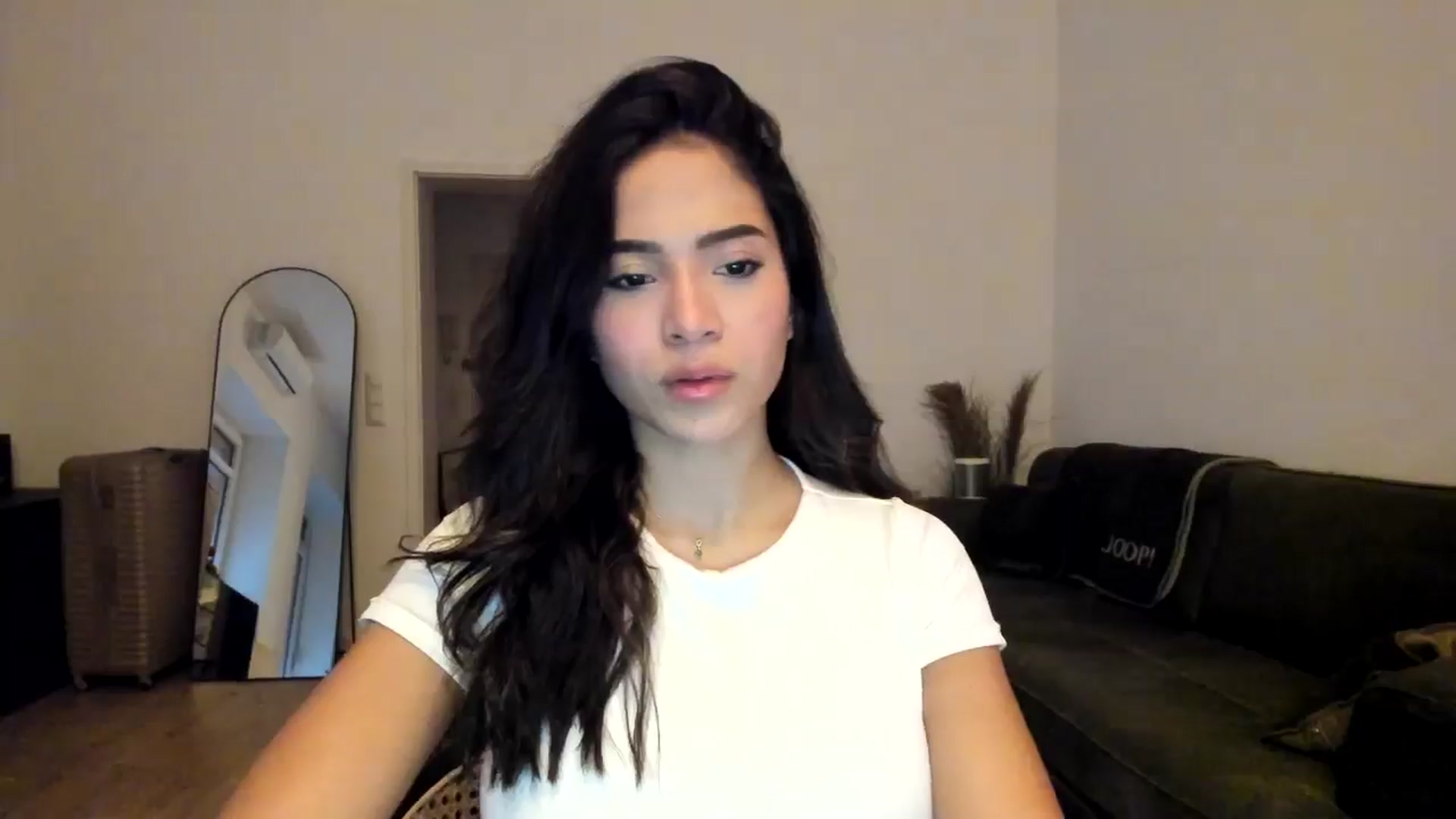 Gallery image thumbnail from Missabyy's myfreecams stream on, 12/11/2024, 15:08 image 10 of 20