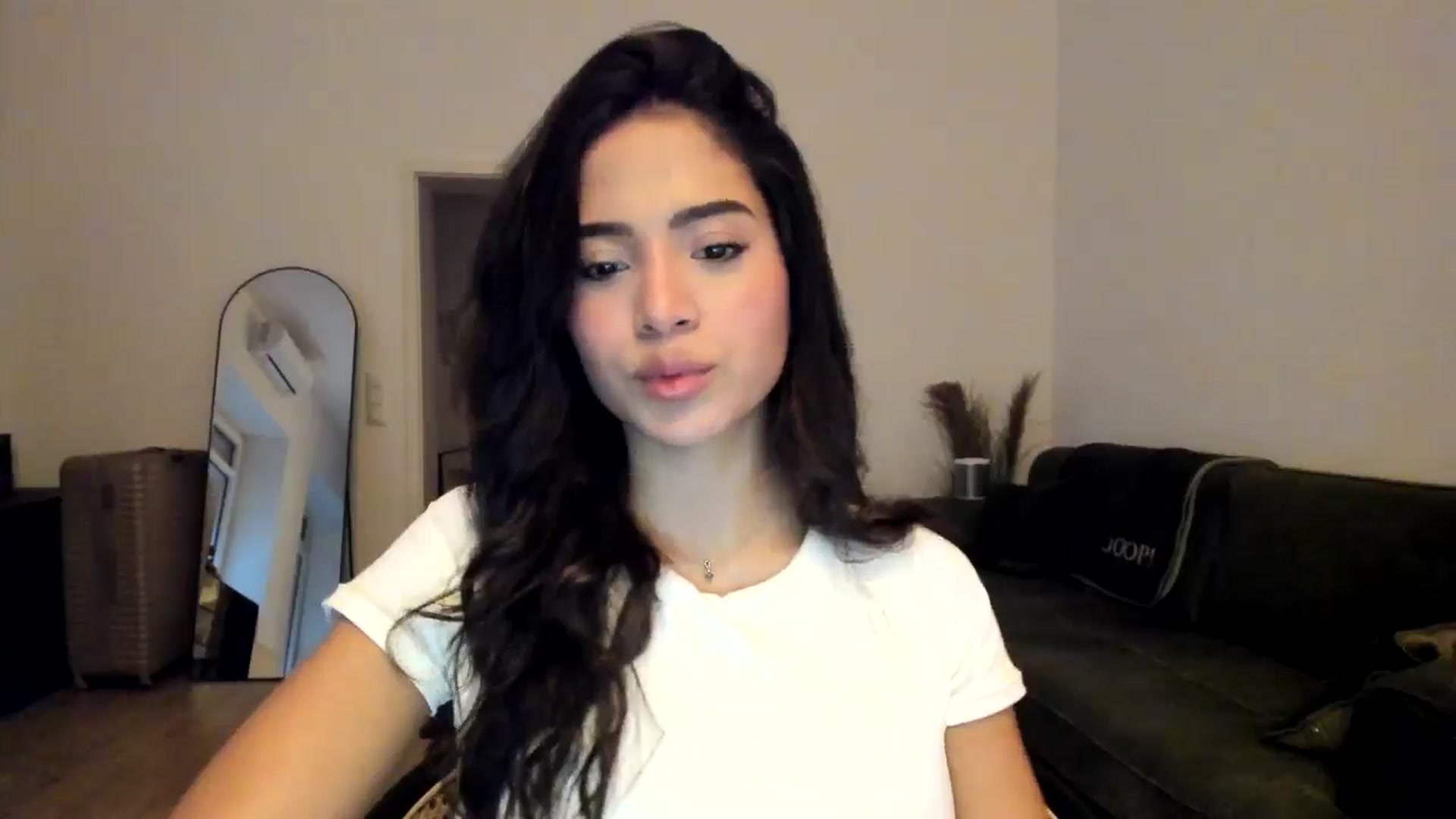 Gallery image thumbnail from Missabyy's myfreecams stream on, 12/11/2024, 15:08 image 6 of 20