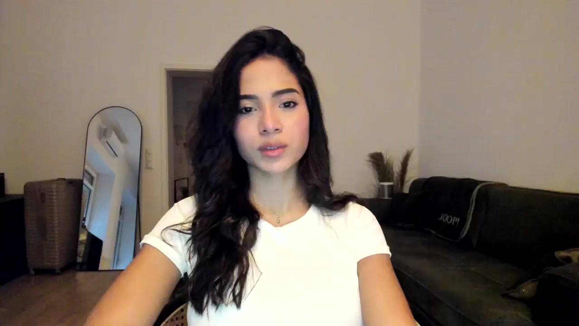Gallery image thumbnail from Missabyy's myfreecams stream on, 12/11/2024, 15:08 image 5 of 20