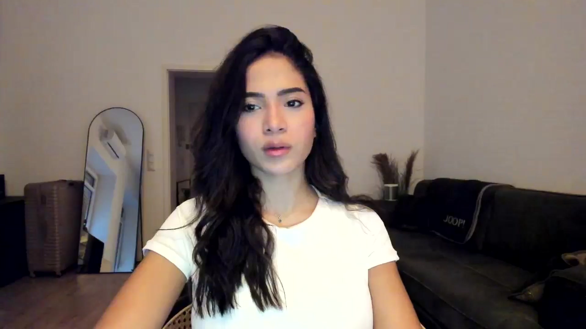 Gallery image thumbnail from Missabyy's myfreecams stream on, 12/11/2024, 15:08 image 16 of 20