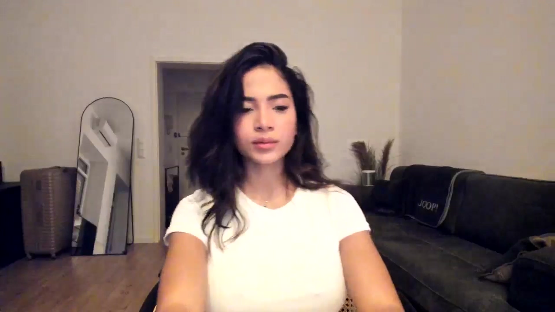 Gallery image thumbnail from Missabyy's myfreecams stream on, 12/11/2024, 15:53 image 12 of 20