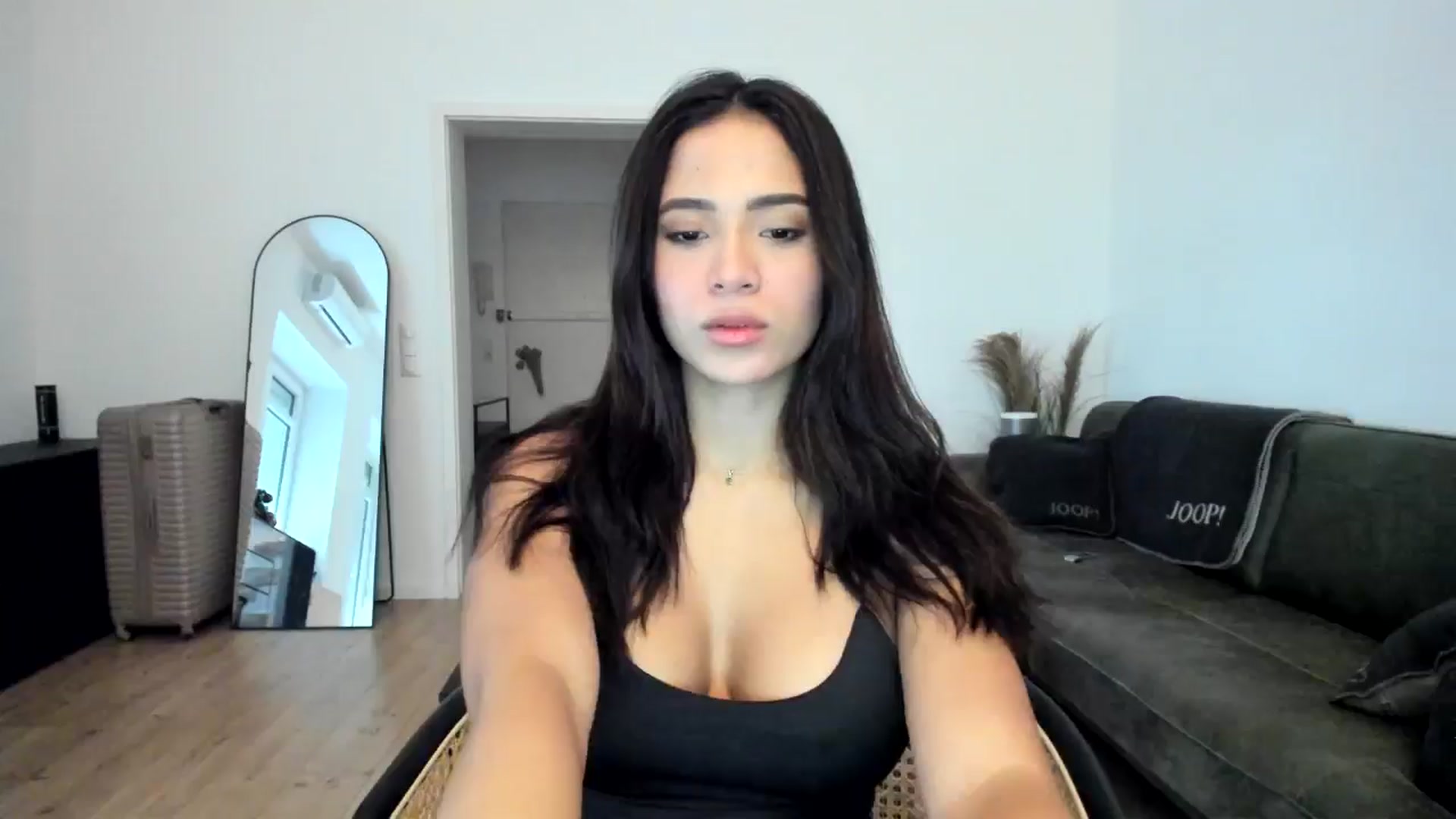 Gallery image thumbnail from Missabyy's myfreecams stream on, 12/12/2024, 12:04 image 17 of 20