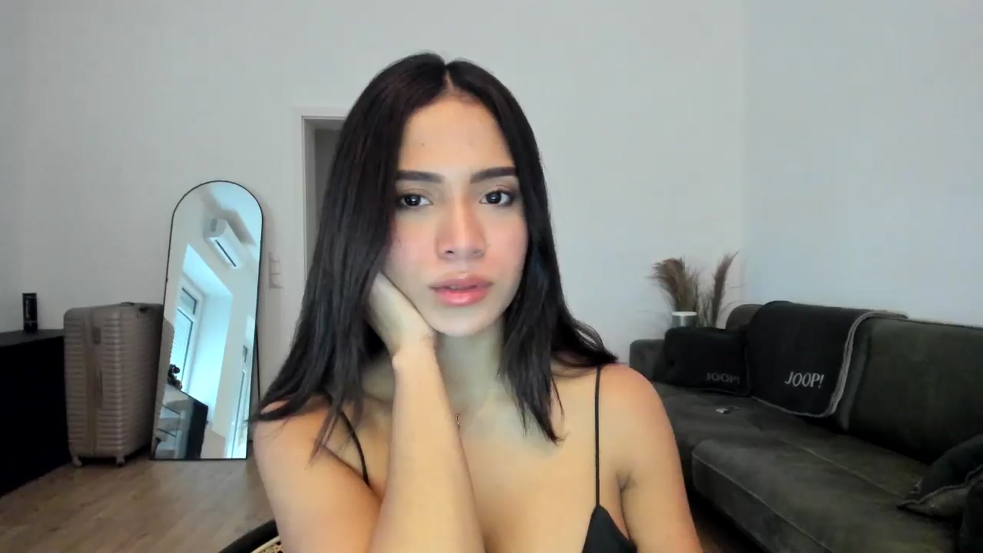 Gallery image thumbnail from Missabyy's myfreecams stream on, 12/12/2024, 12:04 image 8 of 20