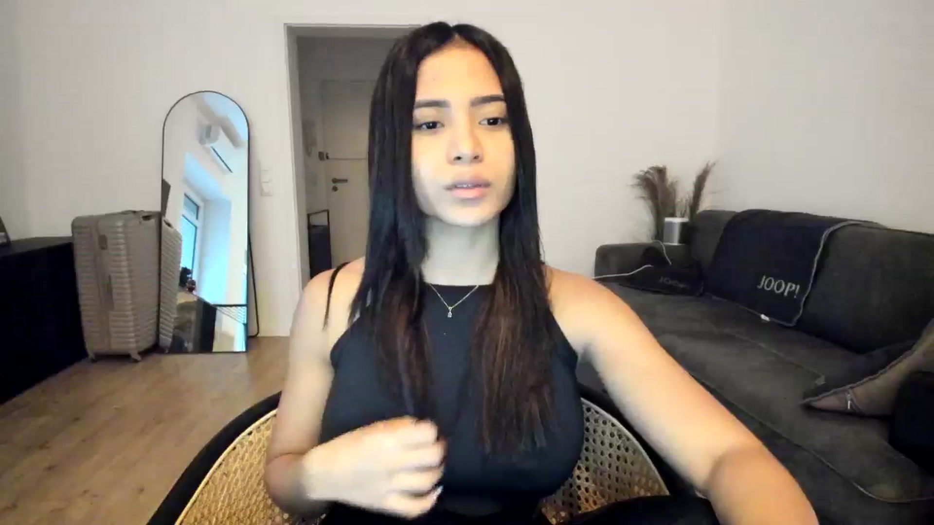 Gallery image thumbnail from Missabyy's myfreecams stream on, 12/17/2024, 08:55 image 19 of 20